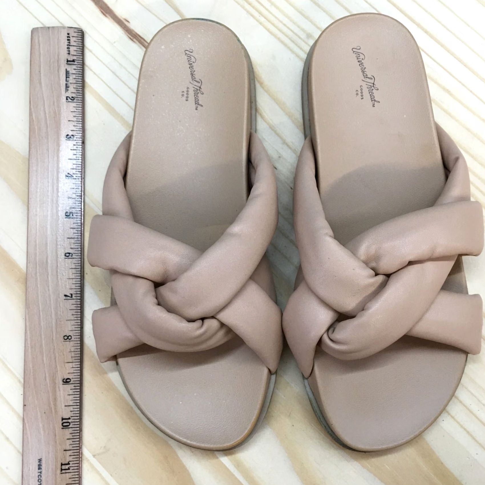 Vintage Universal Thread Sandals Womens 7.5 Casual Slip On Puffy Slide Flats Beige Size US 8 / IT 38 - 6 Thumbnail