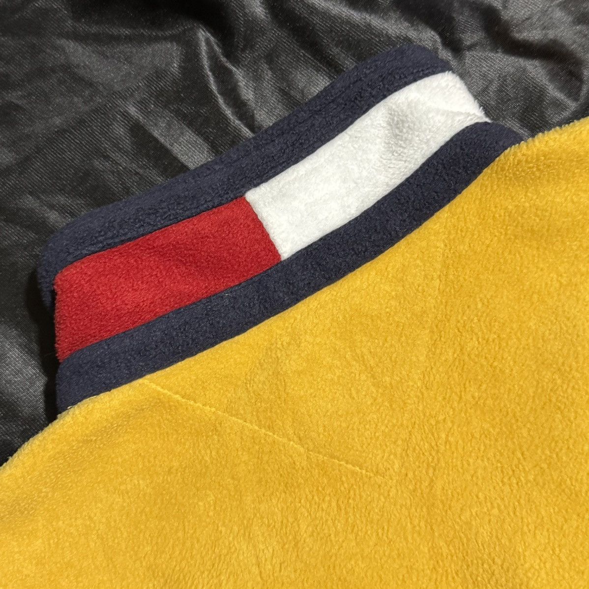 Tommy Hilfiger Polar fleece Tommy Hilfiger neck flag vintage Size US S / EU 44-46 / 1 - 3 Thumbnail
