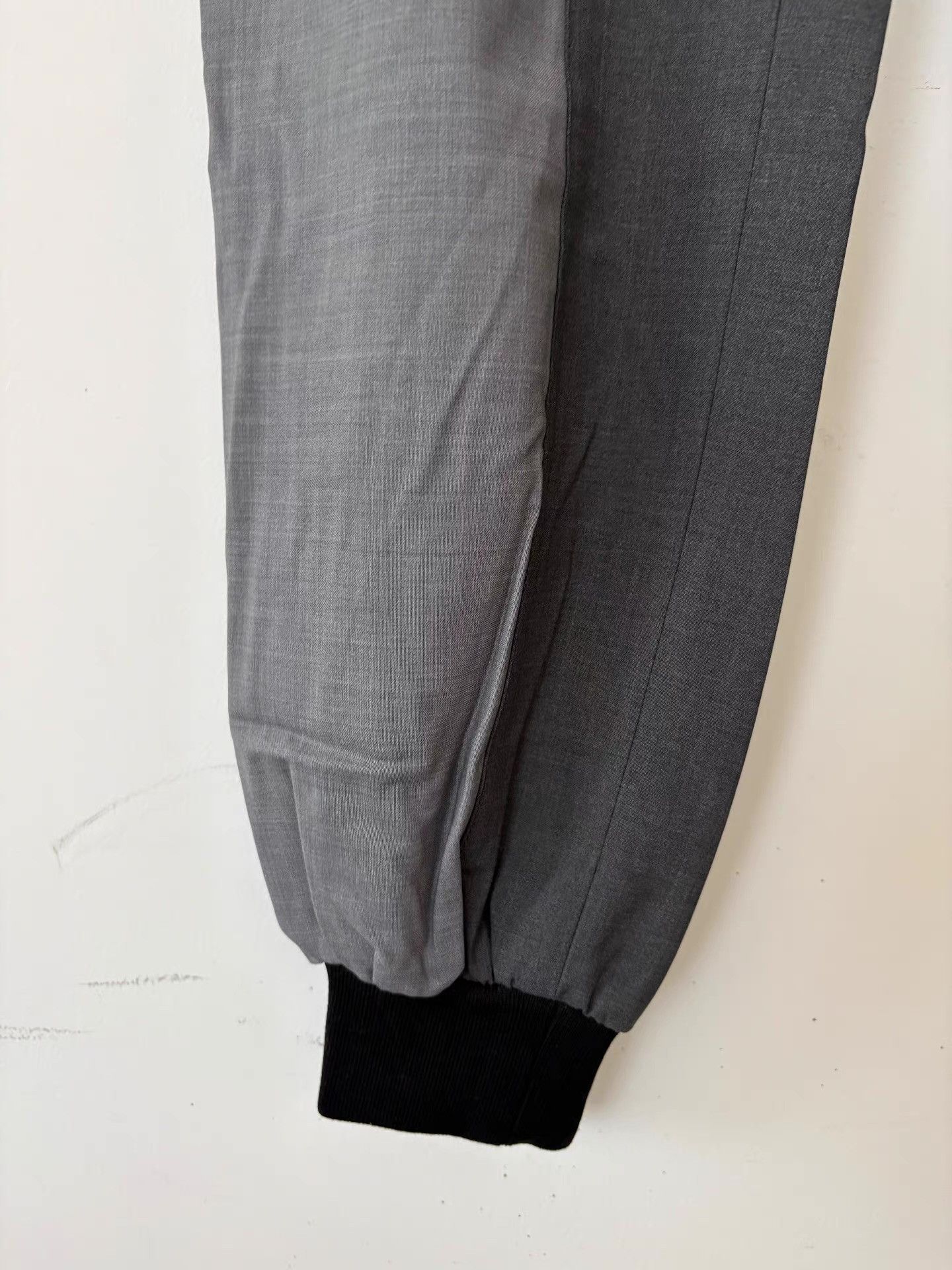 Les Hommes Les Hommes Men's Grey Paneled Casual Pants Ｑ21 Size US 34 / EU 50 - 5 Thumbnail