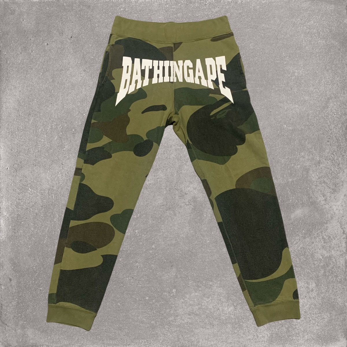 image of Bape Medium Joggers Green 1St Camo Sweat Pant Bottoms, Men's (Size 30)