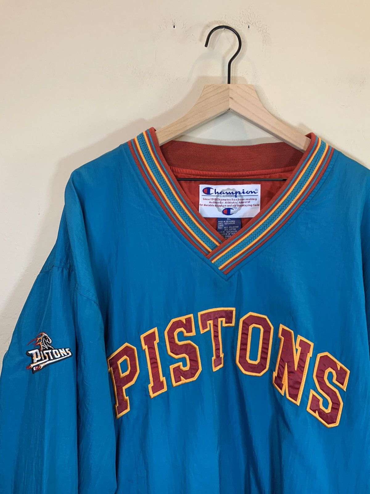 *RARE* Vintage Detroit Pistons Champion NBA Pullover Jacket
