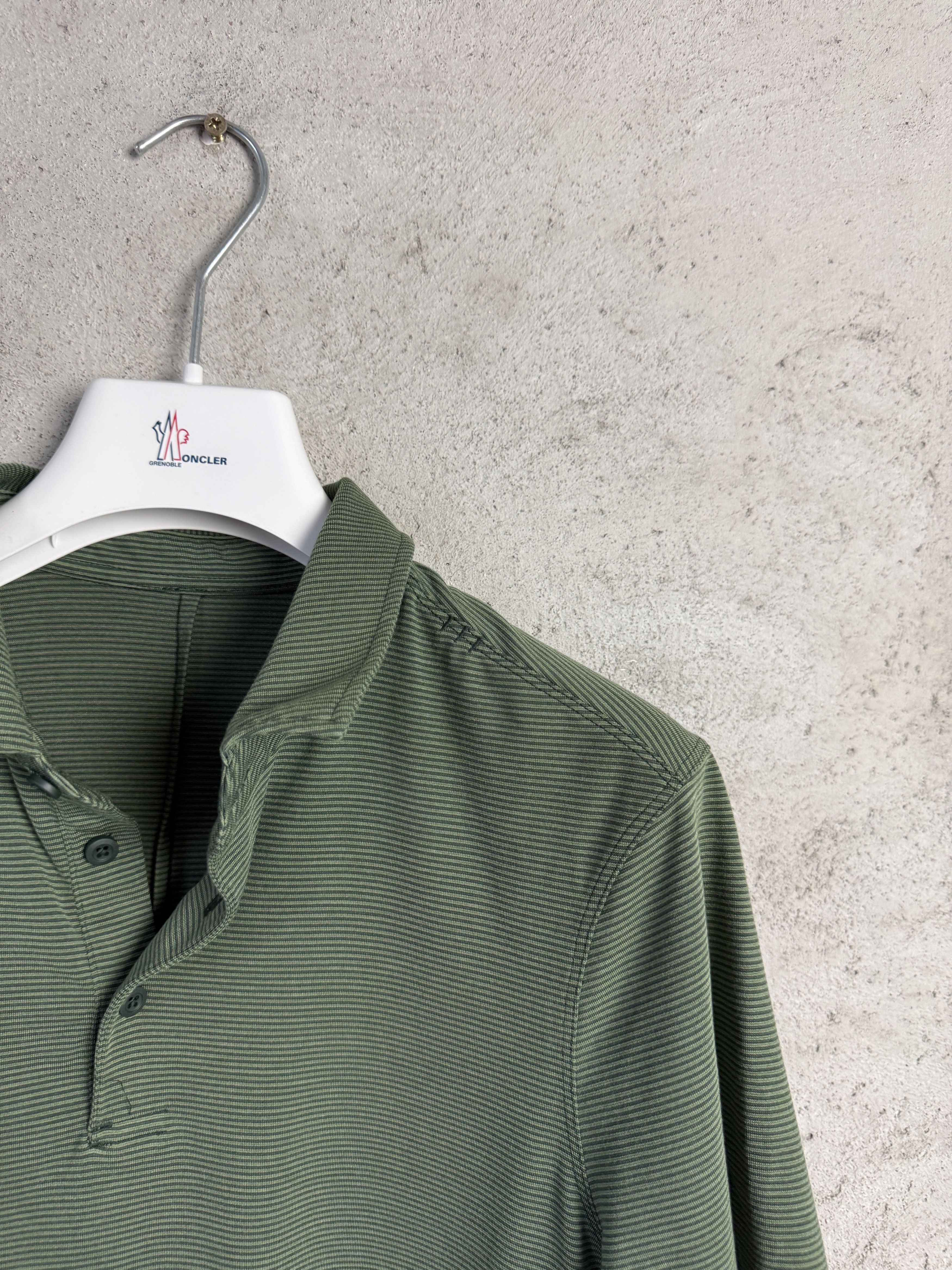 Lululemon Lululemon polo t-shirt tee sport gym running Size US S / EU 44-46 / 1 - 2 Thumbnail