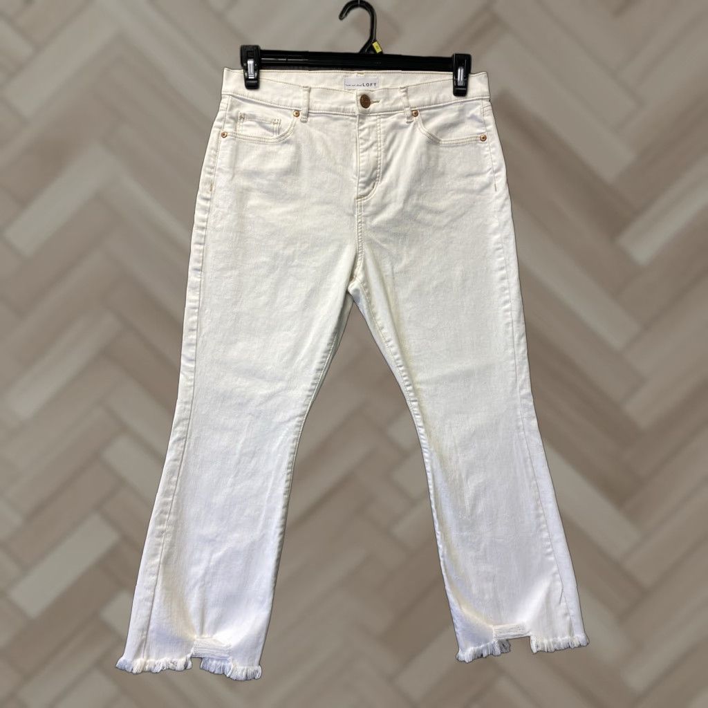 Loft LOFT Jeans Cropped White Stretch Denim Womens 30 / 10 Regular Inseam 24.5 in Zip Mid Rise Mens? Wait. Correction. End. Size 32" / US 10 / IT 46 - 1 Thumbnail