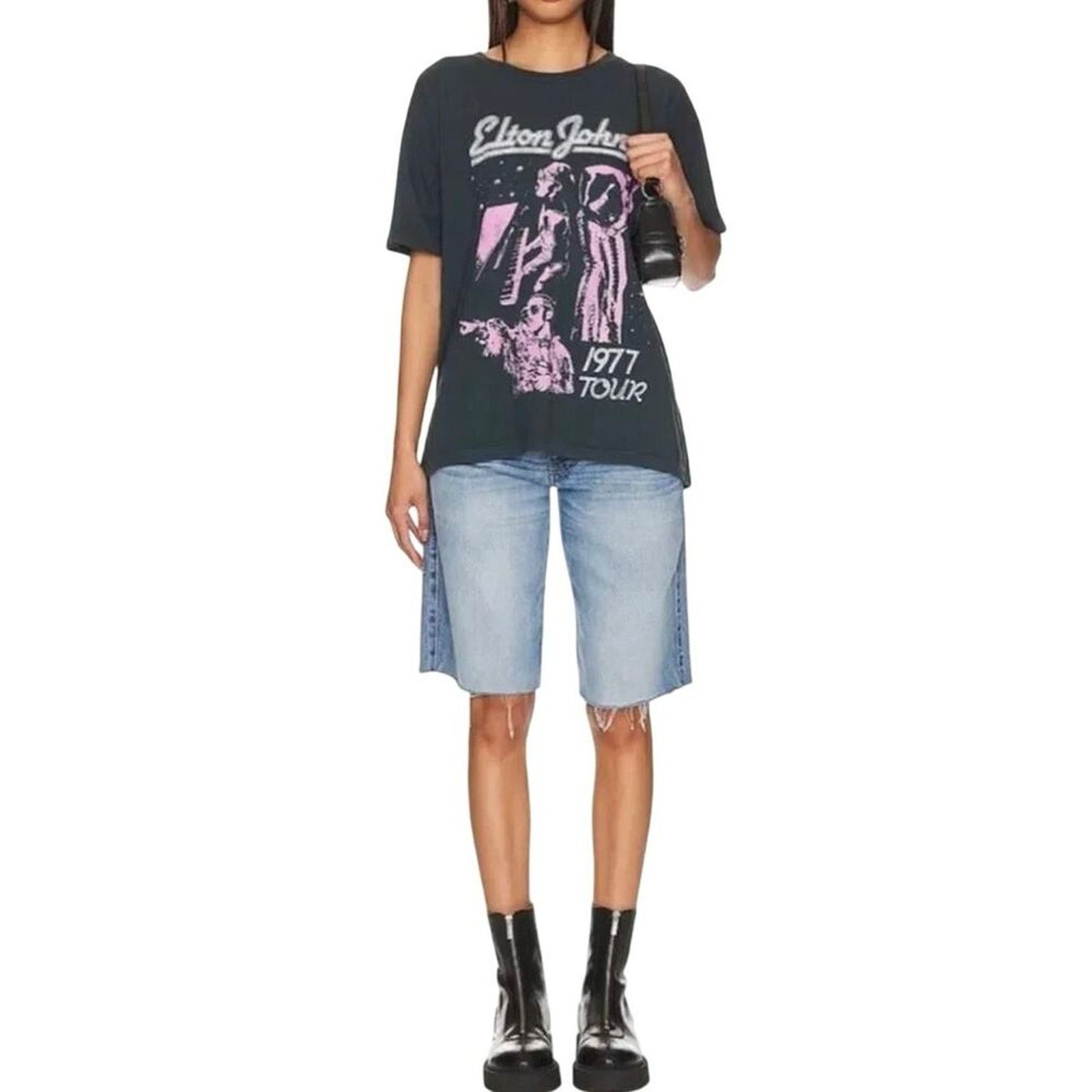 Daydreamer DAYDREAMER Elton John 1977 Merch Tee in Vintage Black Size L Size L / US 10 / IT 46 - 5 Thumbnail