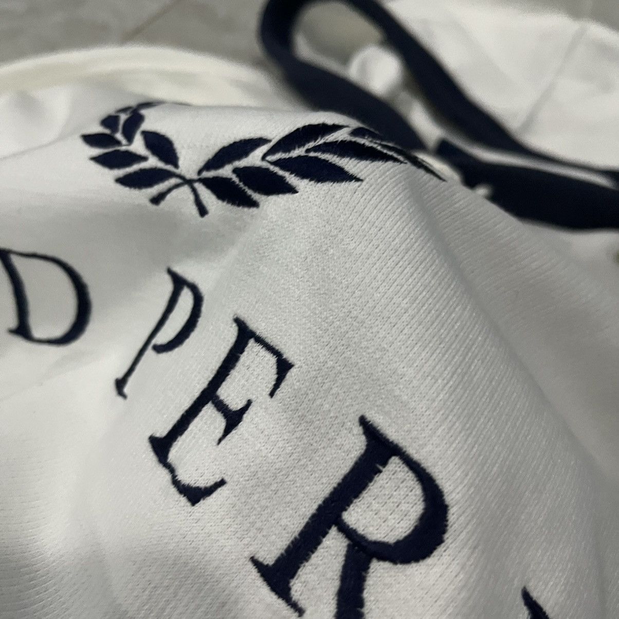 Fred Perry Fred Perry Word Embroidery White Hoodie Size US L / EU 52-54 / 3 - 4 Thumbnail