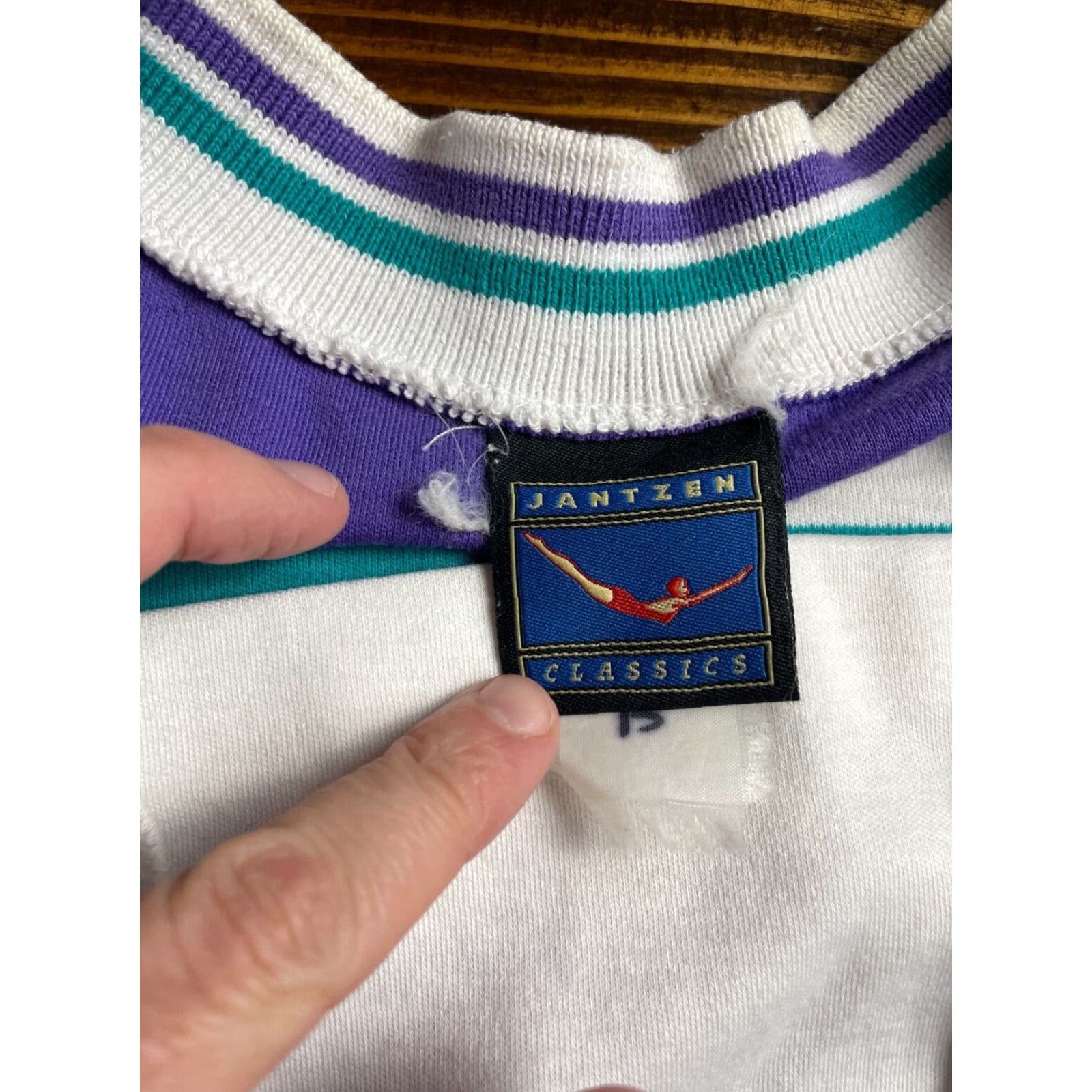 Jantzen JANTZEN Classics Sweater Women's L Multicolor Striped V-Neck Short Sleeve Pullover Knit Shirt Size L / US 10 / IT 46 - 5 Thumbnail
