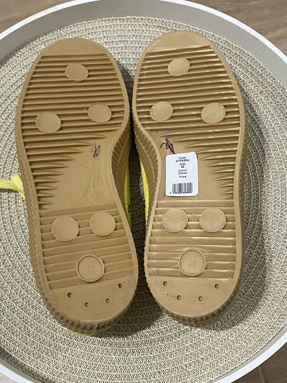 Novesta Novesta Star Master Citron Yellow Shoes Size: 38/24cm insole Size US 8 / IT 38 - 9 Thumbnail