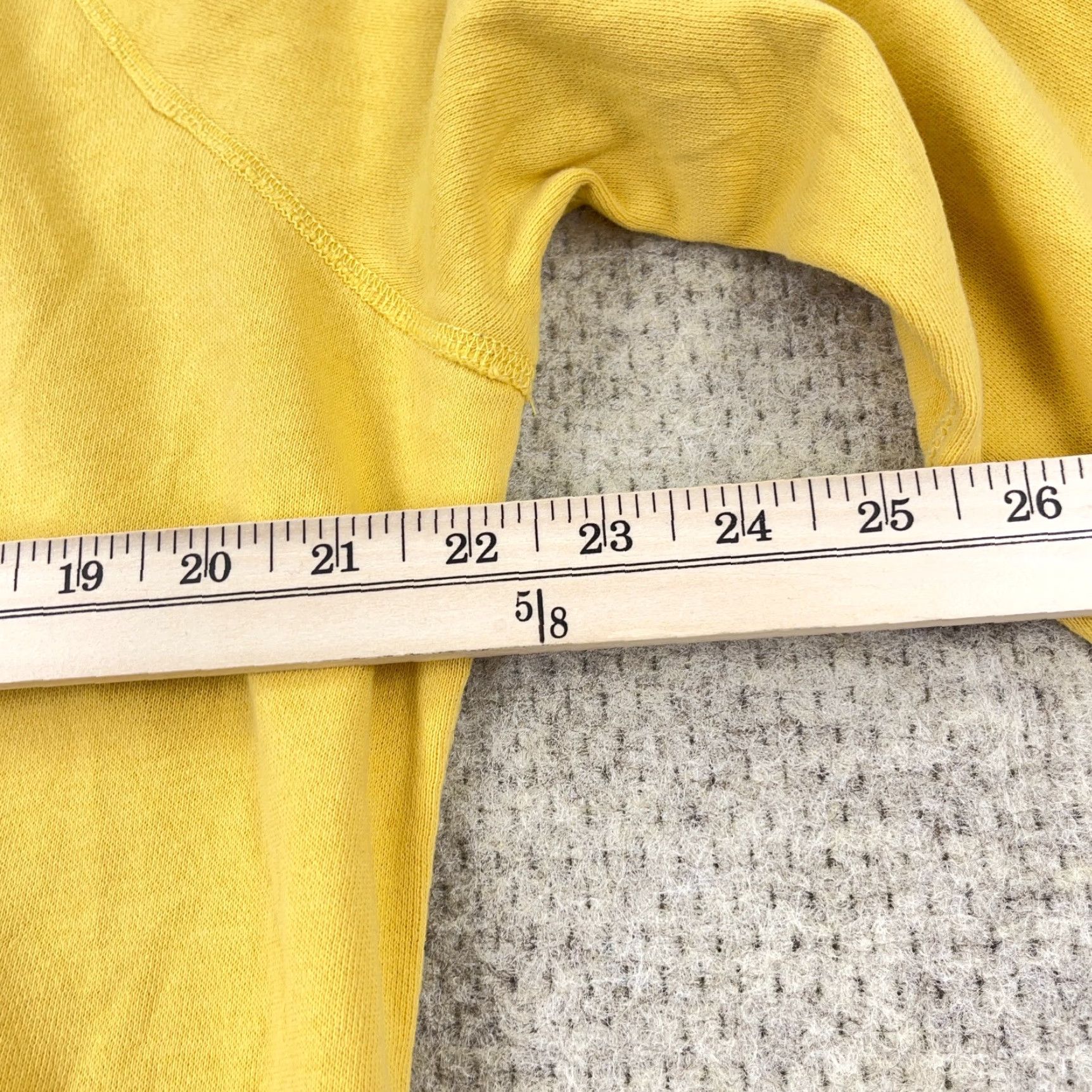 American Eagle Outfitters VINTAGE American Eagle Hoodie Shirt Women XL Yellow Pullover Fleece Logo AE77 Modern Preppy Pocketed Sweatshirt Womens Size XL / US 12-14 / IT 48-50 - 7 Thumbnail