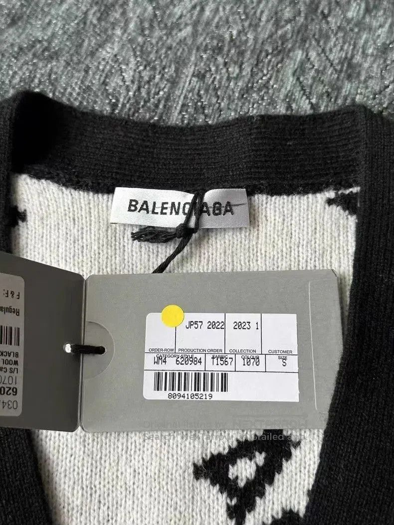 Balenciaga Balenciaga Logo Print Cardigan. Size US S / EU 44-46 / 1 - 3 Thumbnail