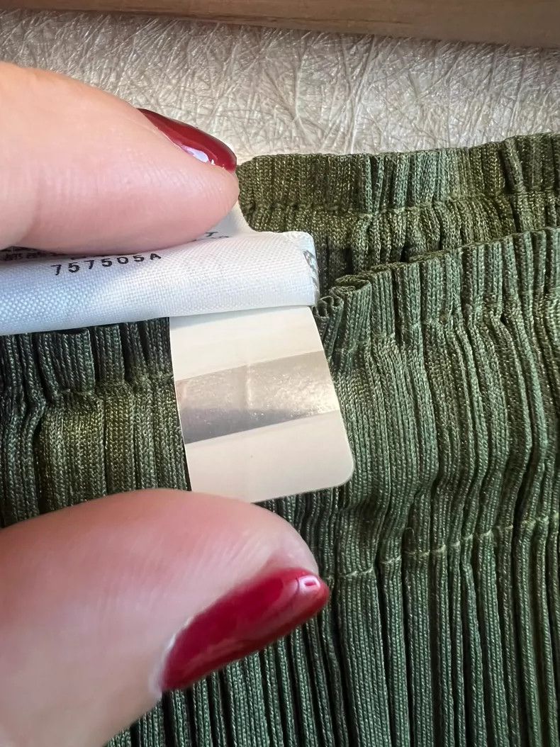 Issey Miyake Issey Miyake size:1 Deep green vintage pleated skirt Size 22" - 4 Thumbnail