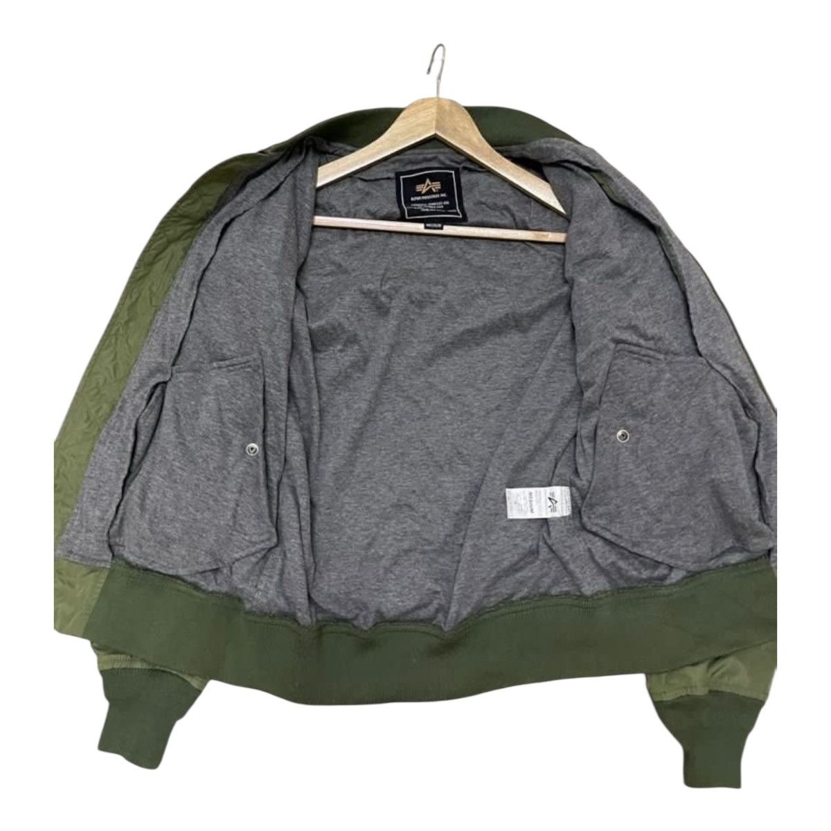 Alpha Industries Vintage Alpha Industries MA-1 Bomber Jacket Size US M / EU 48-50 / 2 - 3 Thumbnail