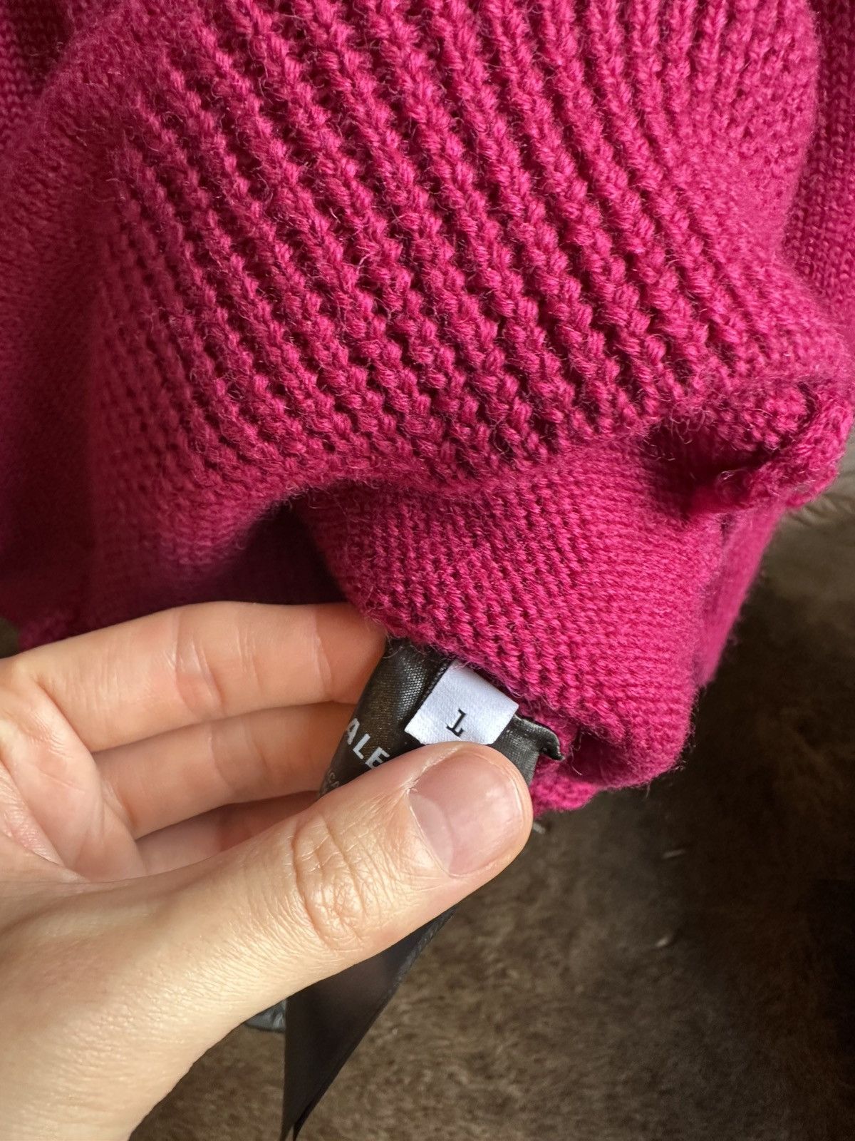 Balenciaga Balenciaga distresed knitwear logo couture Size US S / EU 44-46 / 1 - 6 Thumbnail
