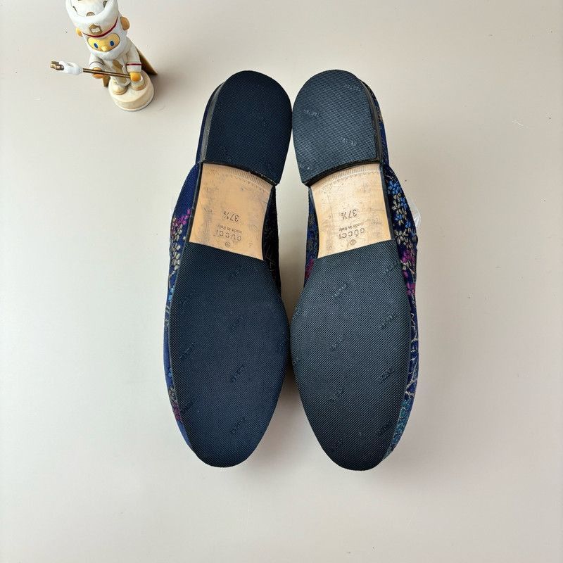 Gucci Gucci Floral Print Mules with Gold Accents Size US 7.5 / EU 40-41 - 7 Thumbnail
