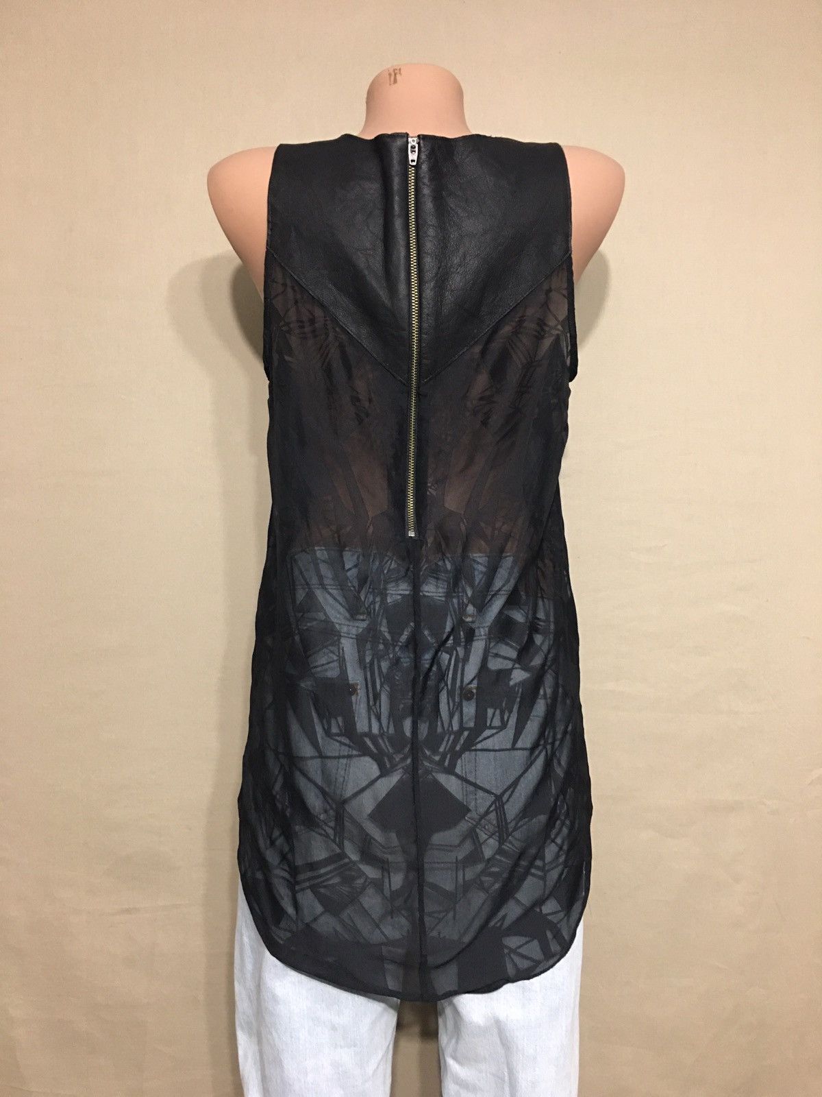 Helmut Lang Helmut Lang Sleeveless Nylon Leather Blouse Size M Size M / US 6-8 / IT 42-44 - 4 Thumbnail