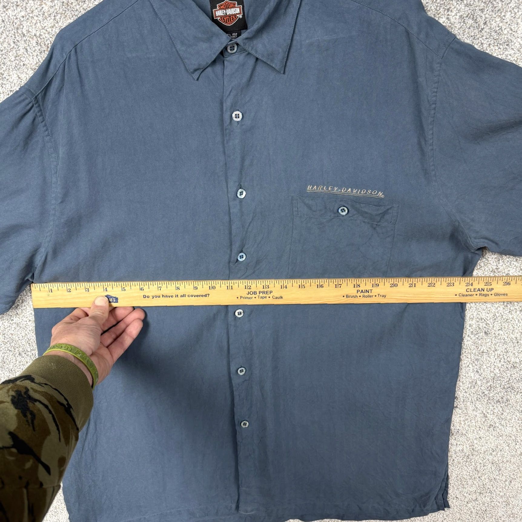 Harley Davidson VINTAGE Harley-Davidson Shirt XL Blue Silk Button-Up Short Sleeve Mens 100% Silk Embroidered Pocket Motorcycle Size US XL / EU 56 / 4 - 3 Thumbnail