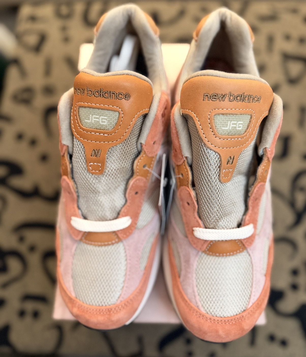 Joe Freshgoods × New Balance Joe Freshgoods 992 MiUSA “AGED WELL” JFG Size US 9 / EU 42 - 3 Thumbnail