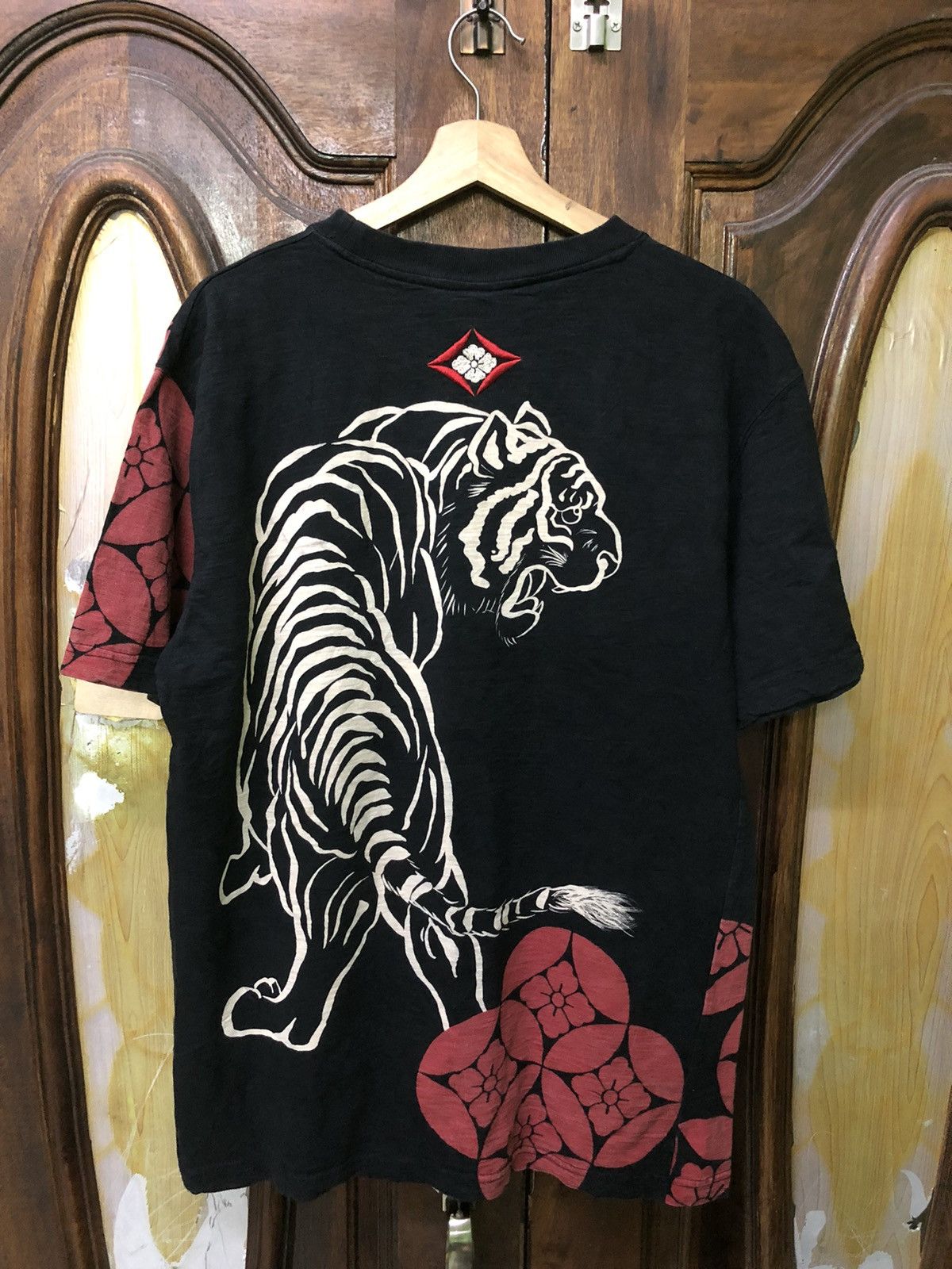 Bullet Noise Vintage Sukajan Angry Tiger Rare Shirt Tee Size US L / EU 52-54 / 3 - 1 Thumbnail