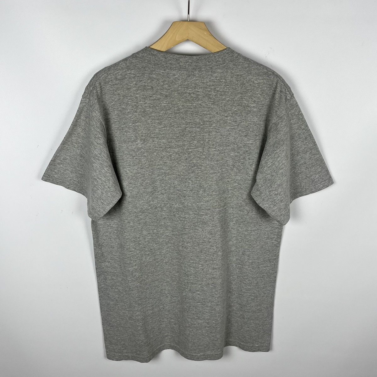 MLB Vintage New York Yankees MLB big logo y2k tee 2001 Size US M / EU 48-50 / 2 - 10 Thumbnail