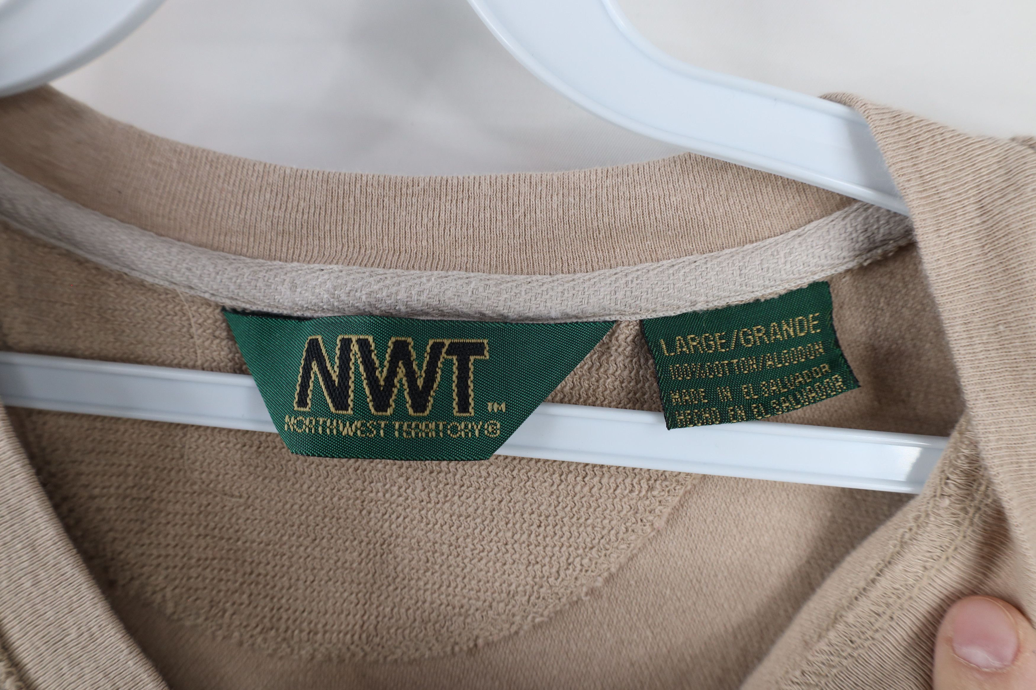 Vintage Vintage 90s Streetwear Textured V-Neck Sweater Vest Beige Size US L / EU 52-54 / 3 - 5 Thumbnail