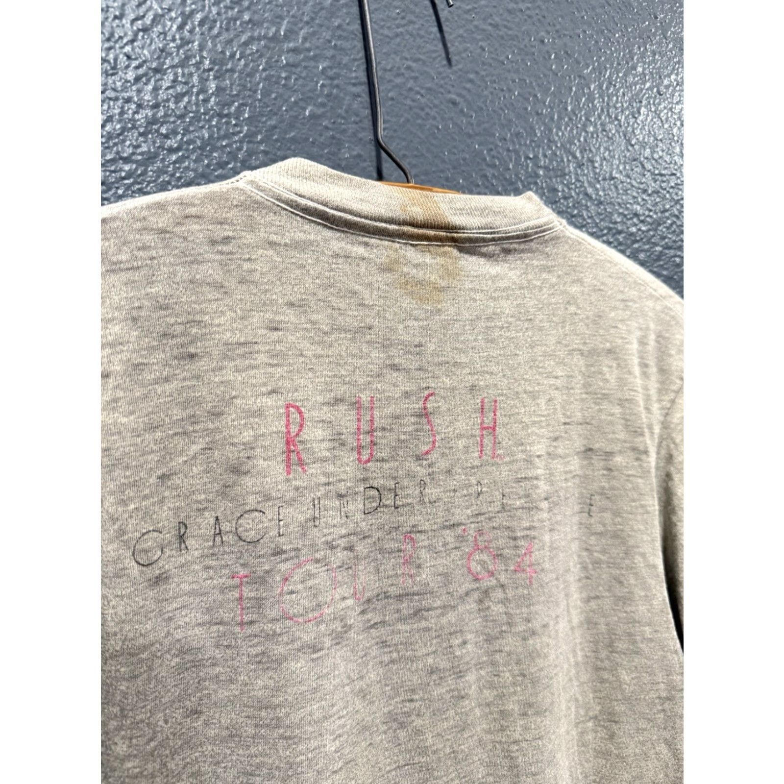 Vintage VINTAGE Rush 1984 Grace Under Pressure Tour Shirt Gray Shirt Mens S 80s Graphic Print T-Shirt Crew Neck Short Sleeve Cotton Blend Screen Stars Size US S / EU 44-46 / 1 - 6 Thumbnail