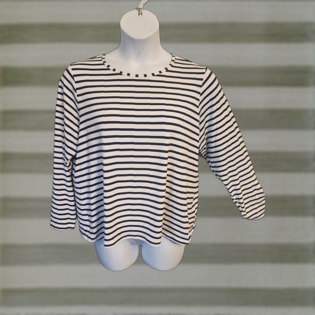 Lands' End Lands' End Shirt 1X Long Sleeve Black White Stripe Silky Stretchy Top Casual Womens Plus Size 1X Multicolor Stripe Shirt Size XL / US 12-14 / IT 48-50 - 1 Thumbnail