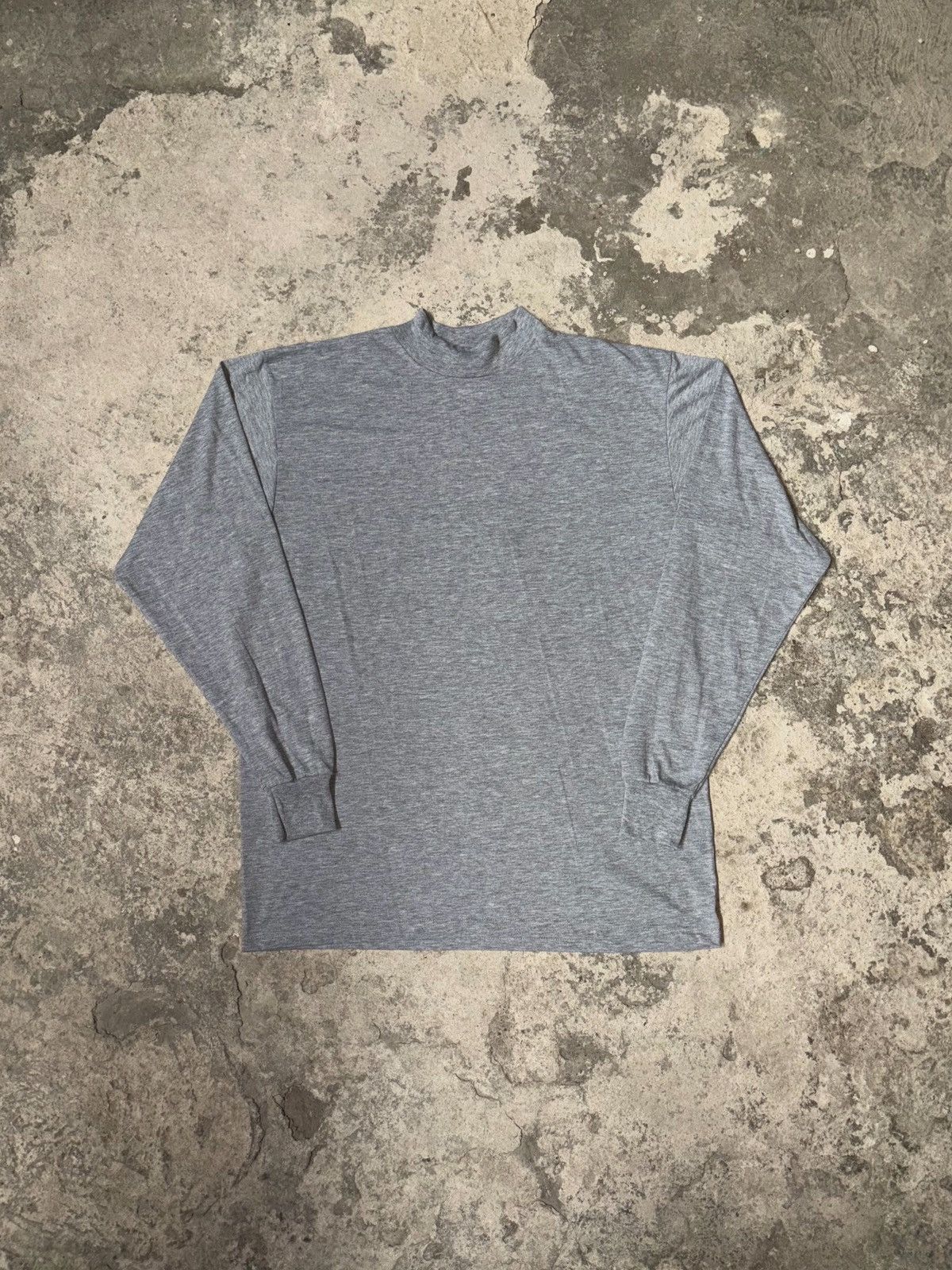 Vintage Vintage DSCO by Jensen Grey L/S Blank T-Shirt Size US L / EU 52-54 / 3 - 1 Thumbnail