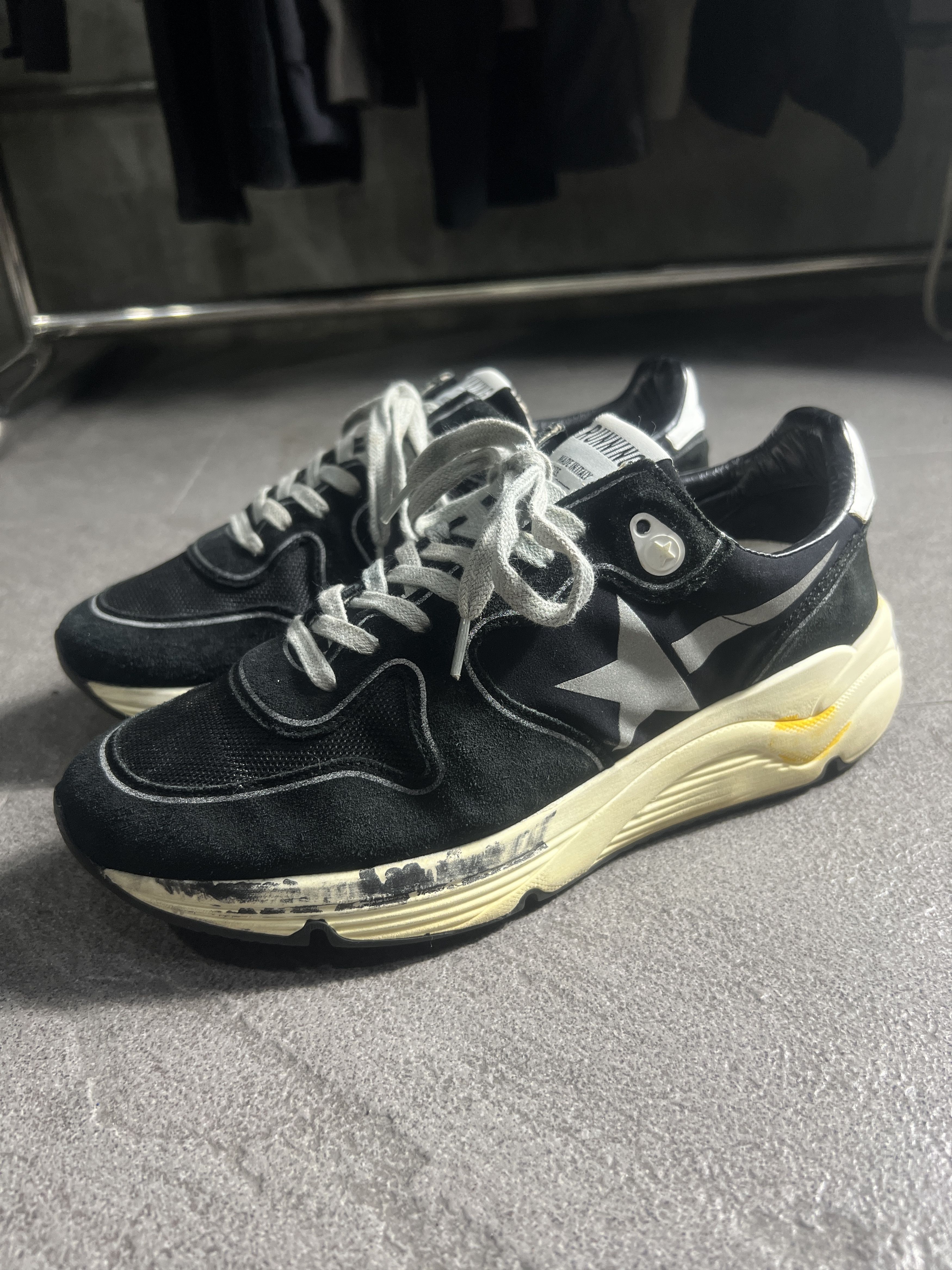 Golden Goose Golden Goose Running Sole Black Silver Star Size 39 Size US 9 / IT 39 - 3 Thumbnail