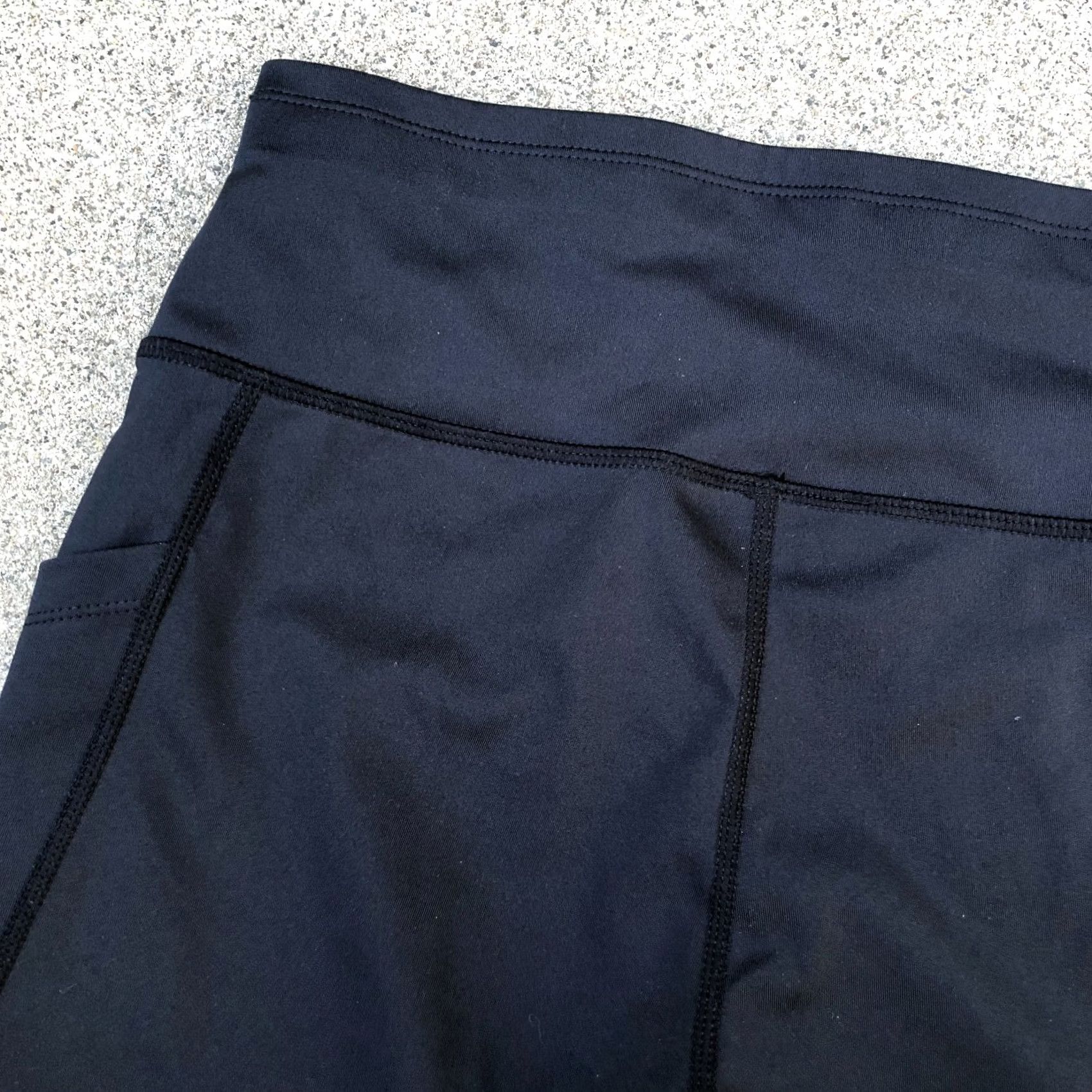 Vintage SPORTSWEAR Spandex Biker Shorts Women's MEDIUM Compression Black Shirt Womens Biker Shorts Black 90s? Size 32" / US 10 / IT 46 - 5 Thumbnail