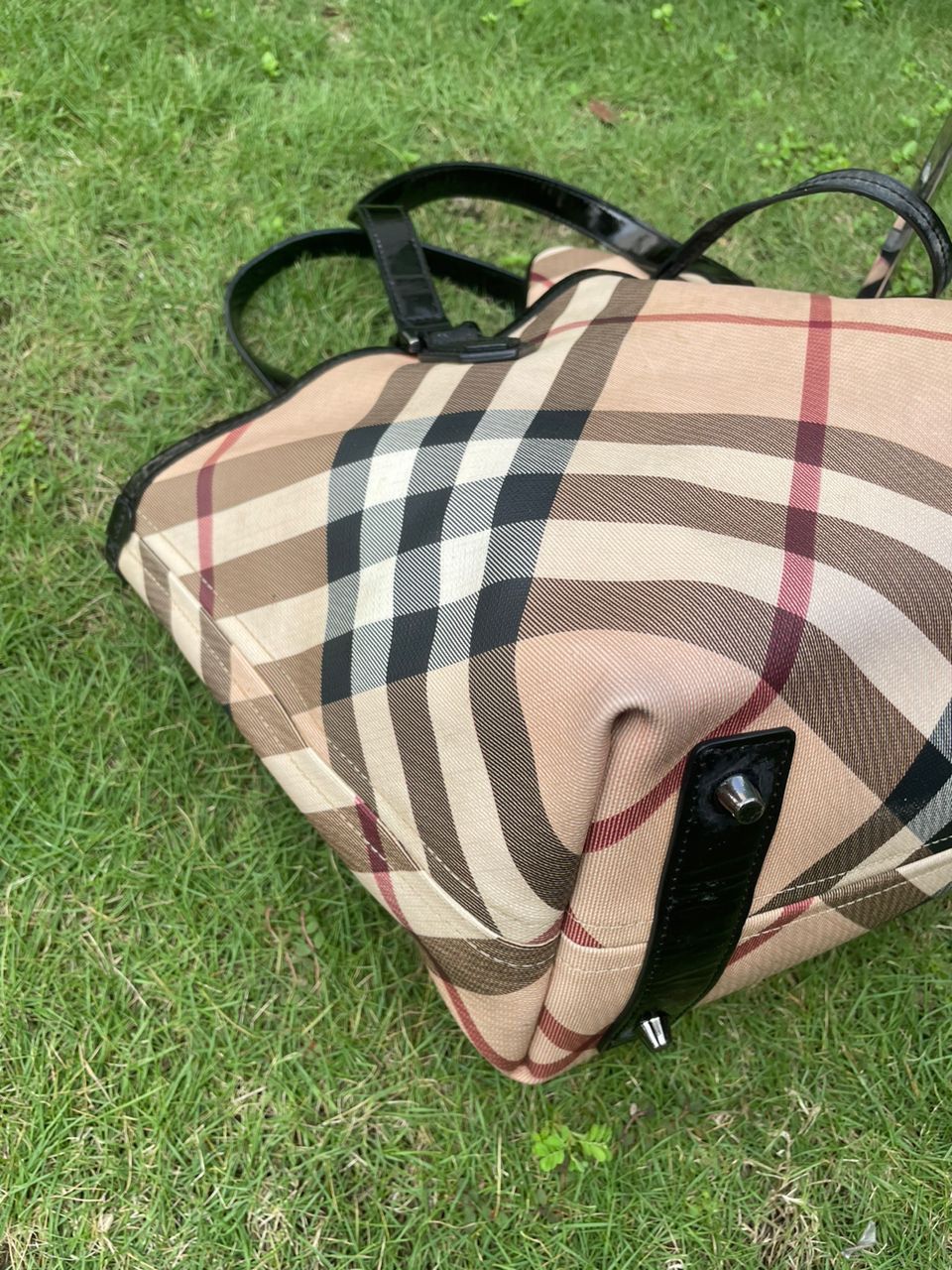 Burberry Authentic Burberry Nova Check Tote Shoulder Bag Size ONE SIZE - 5 Thumbnail