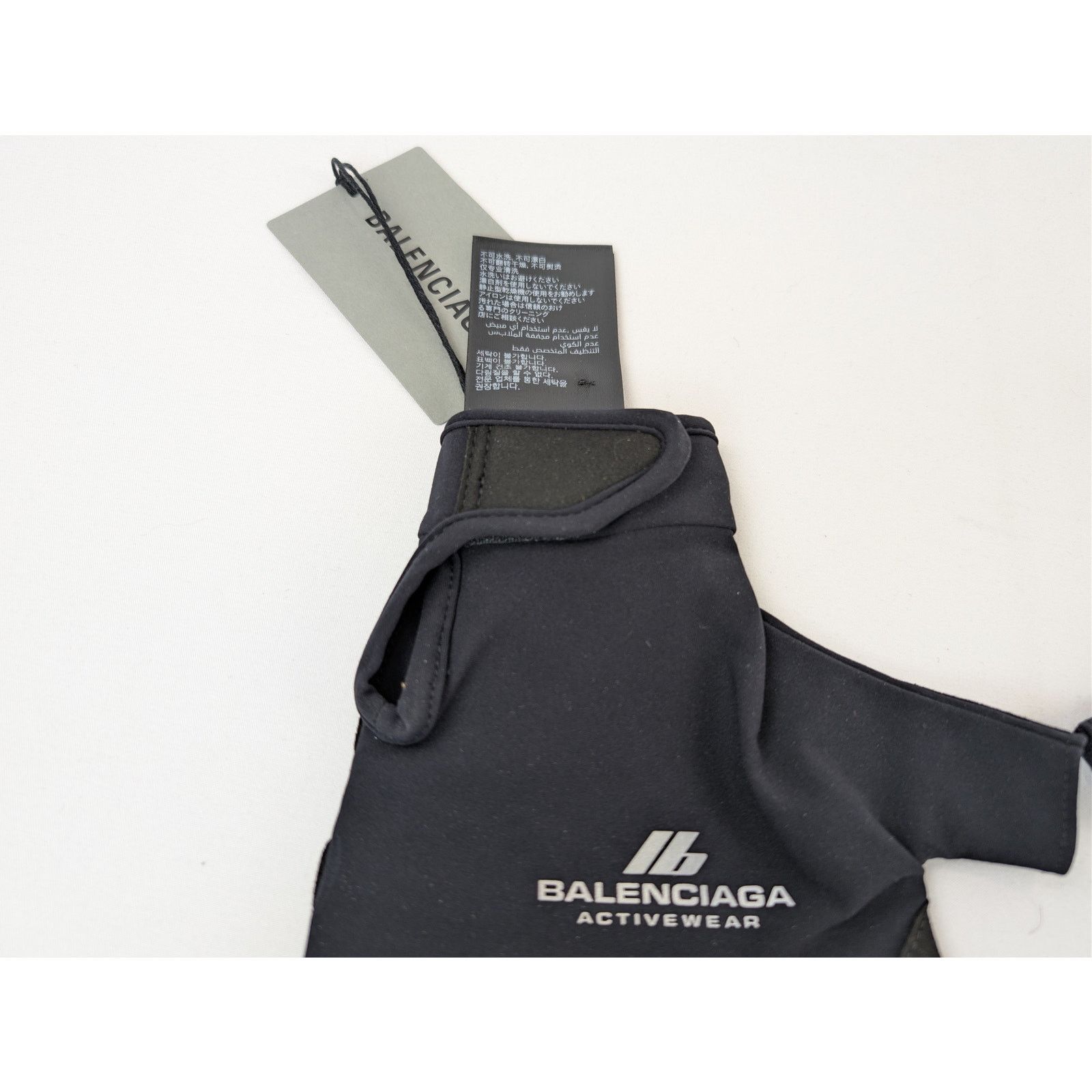 Balenciaga o1rshd1 Size: S / Activewear Open Finger Gloves in Black Size ONE SIZE - 4 Thumbnail