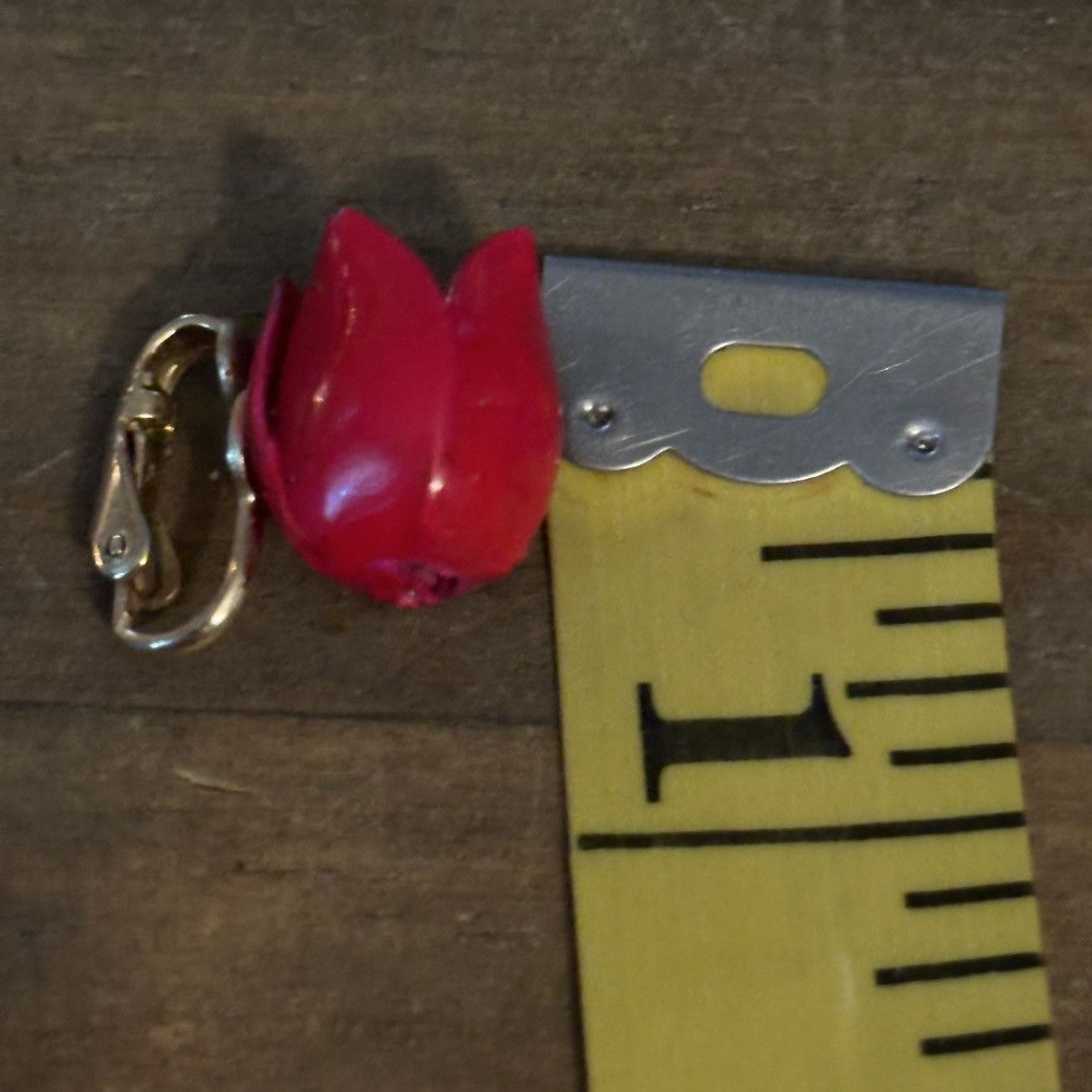 Vintage Vintage red tulip clip on earrings Size ONE SIZE - 5 Thumbnail