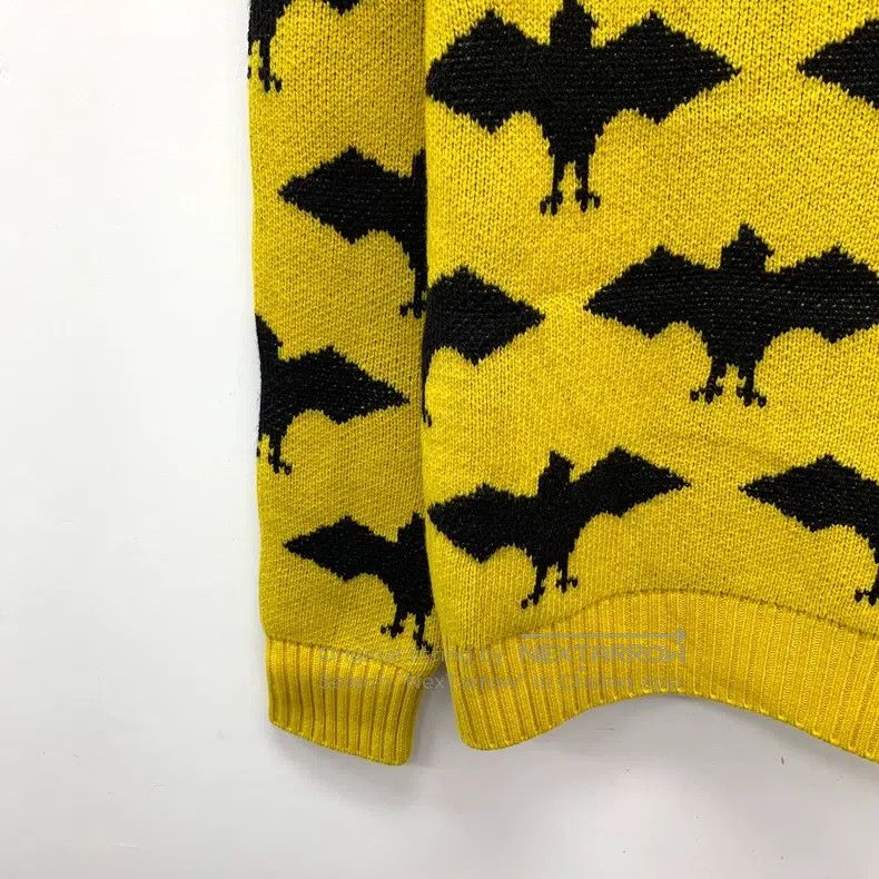 Gucci Gucci Yellow bat inlay full print wool round neck long-sle Size US S / EU 44-46 / 1 - 4 Thumbnail
