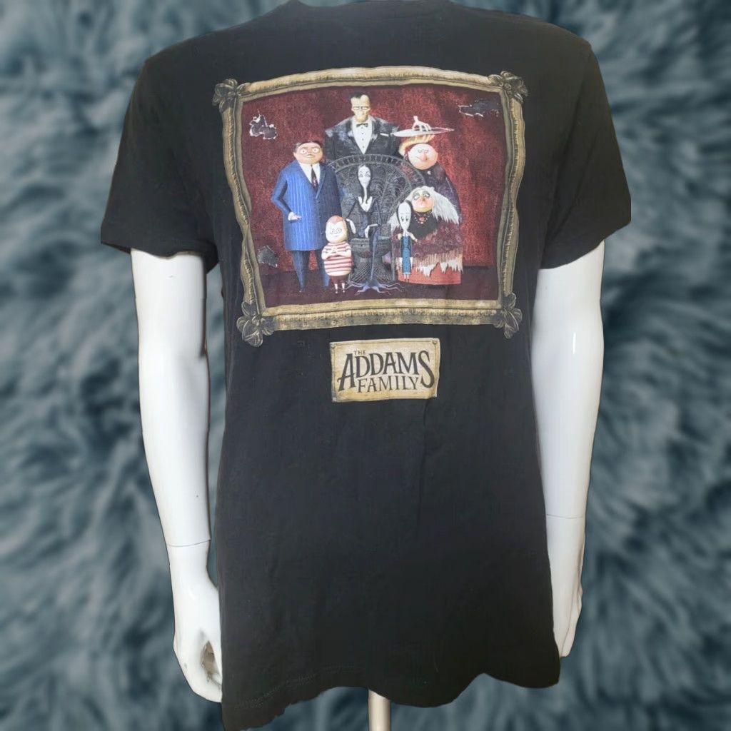 Vintage VINTAGE The Addams Family 2019 Animated Movie T Shirt Large Goth Horror Size US L / EU 52-54 / 3 - 1 Thumbnail