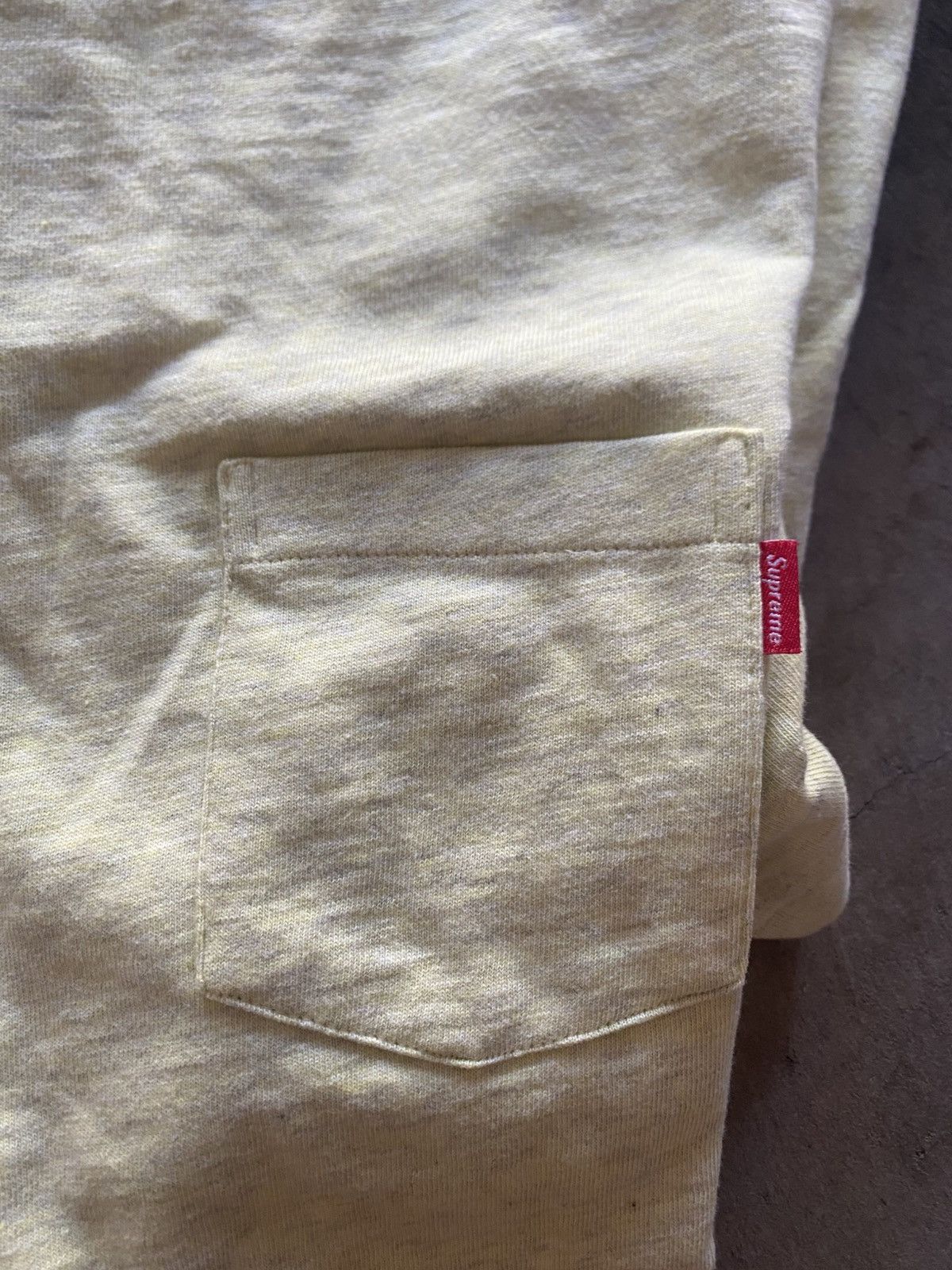 Supreme Supreme Heather Yellow Pocket Tee Size US M / EU 48-50 / 2 - 3 Thumbnail