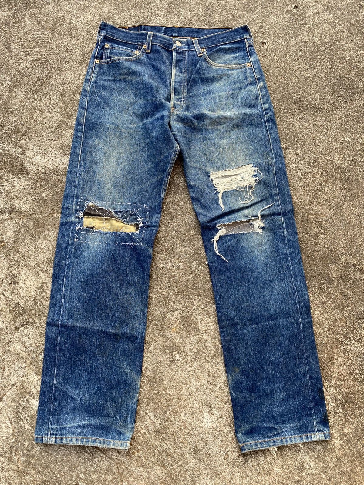Levi's Vintage Levis 501xx Distressed Size US 32 / EU 48 - 1 Thumbnail