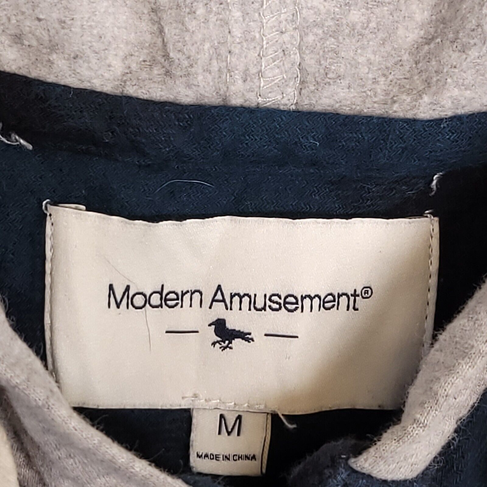 Modern Amusement Modern Amusement Long Sleeve Hoodie Mens Size M Blue Plaid Size US M / EU 48-50 / 2 - 3 Thumbnail
