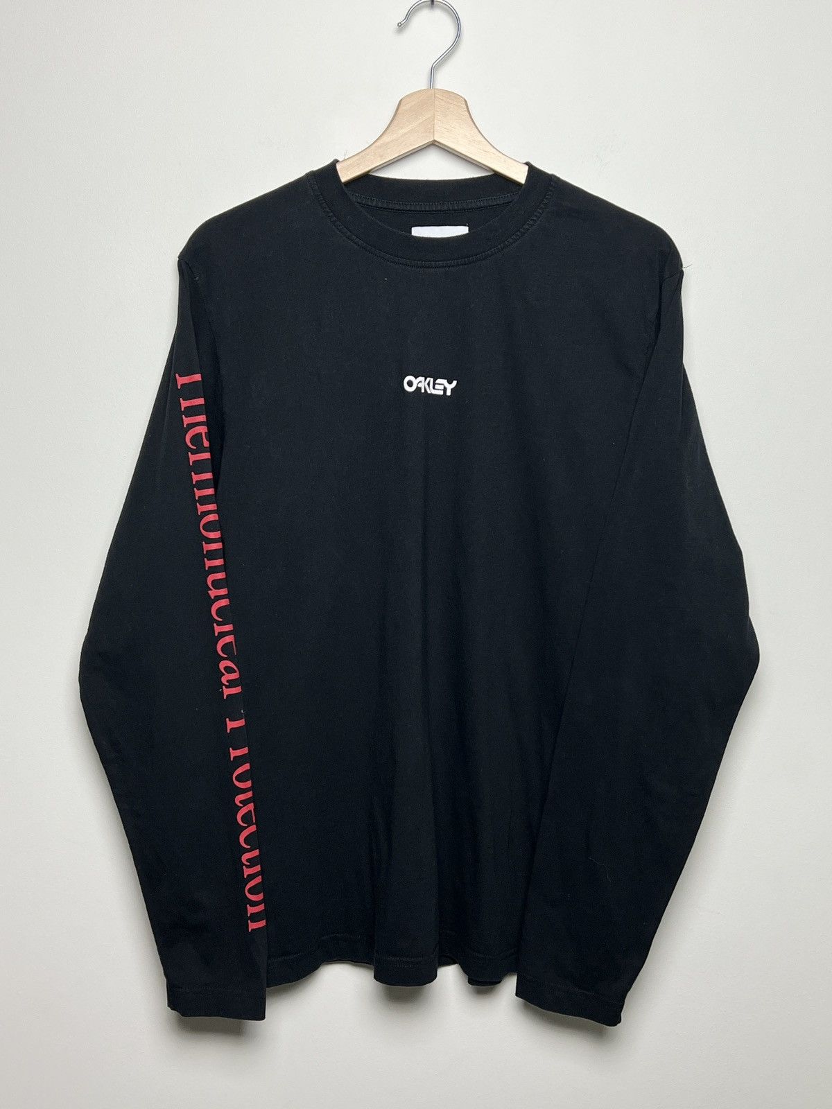 Men's Oakley Long Sleeve T Shirts | Grailed
