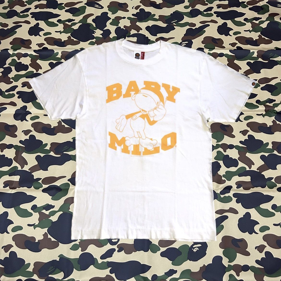 Bape 2006 Baby Milo Cell Phone Tee Size US M / EU 48-50 / 2 - 1 Thumbnail