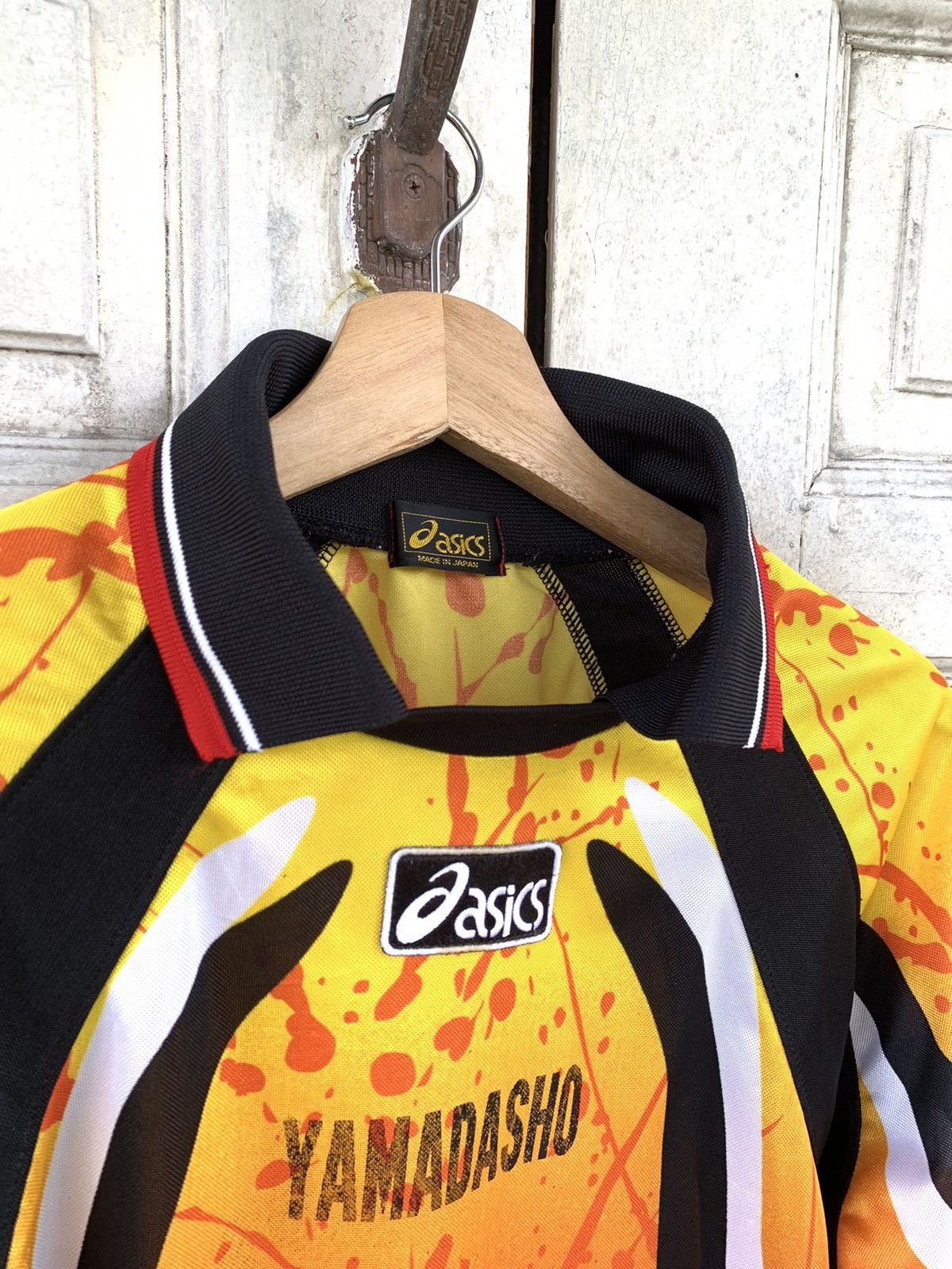 Asics VINTAGE FLAME DESIGN ASICS JAPAN GOAL KEEPER Size US M / EU 48-50 / 2 - 6 Thumbnail