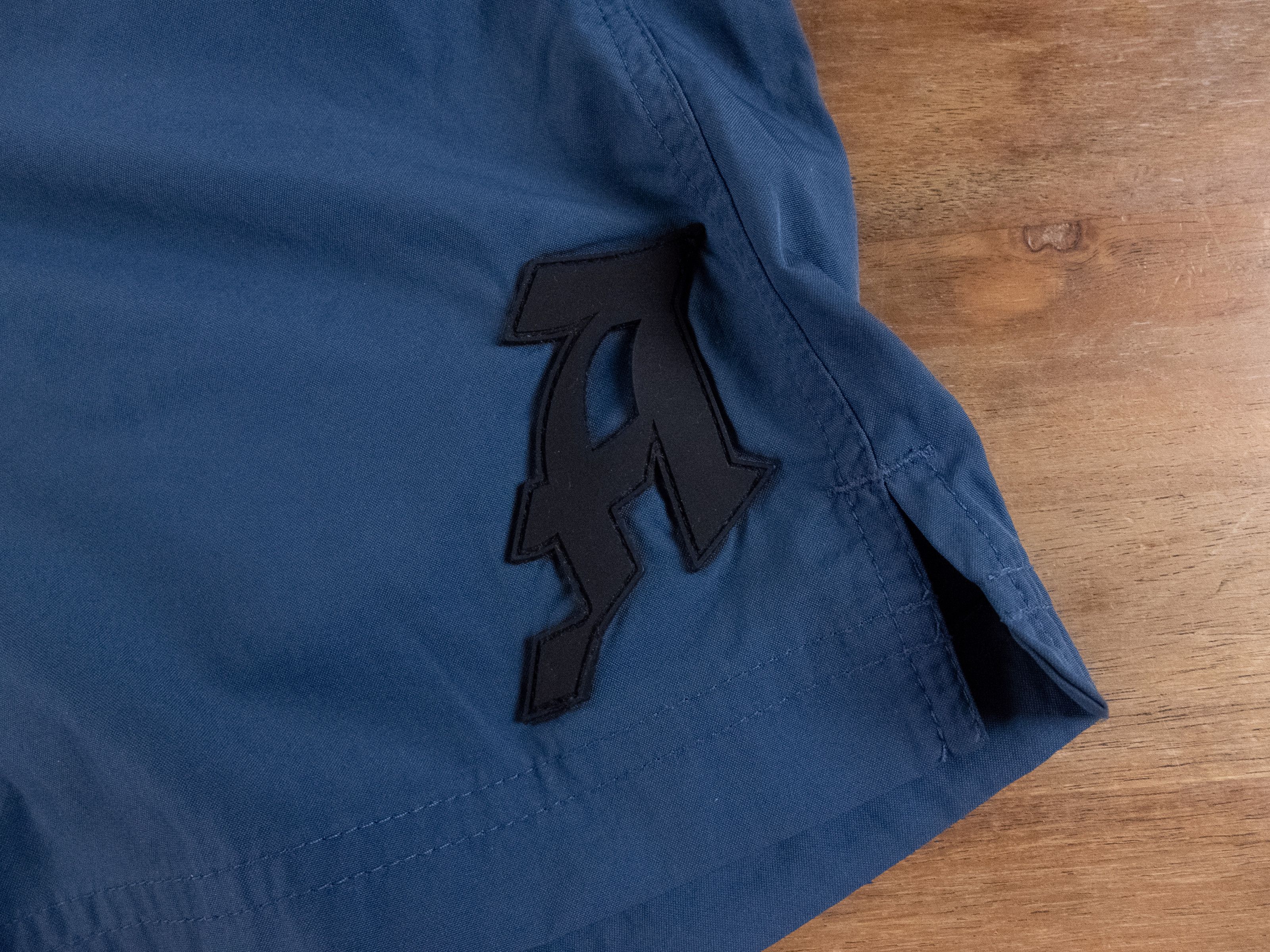 Alexander McQueen ALEXANDER MCQUEEN blue gothic A logo swim shorts Large q Size US 36 / EU 52 - 2 Thumbnail
