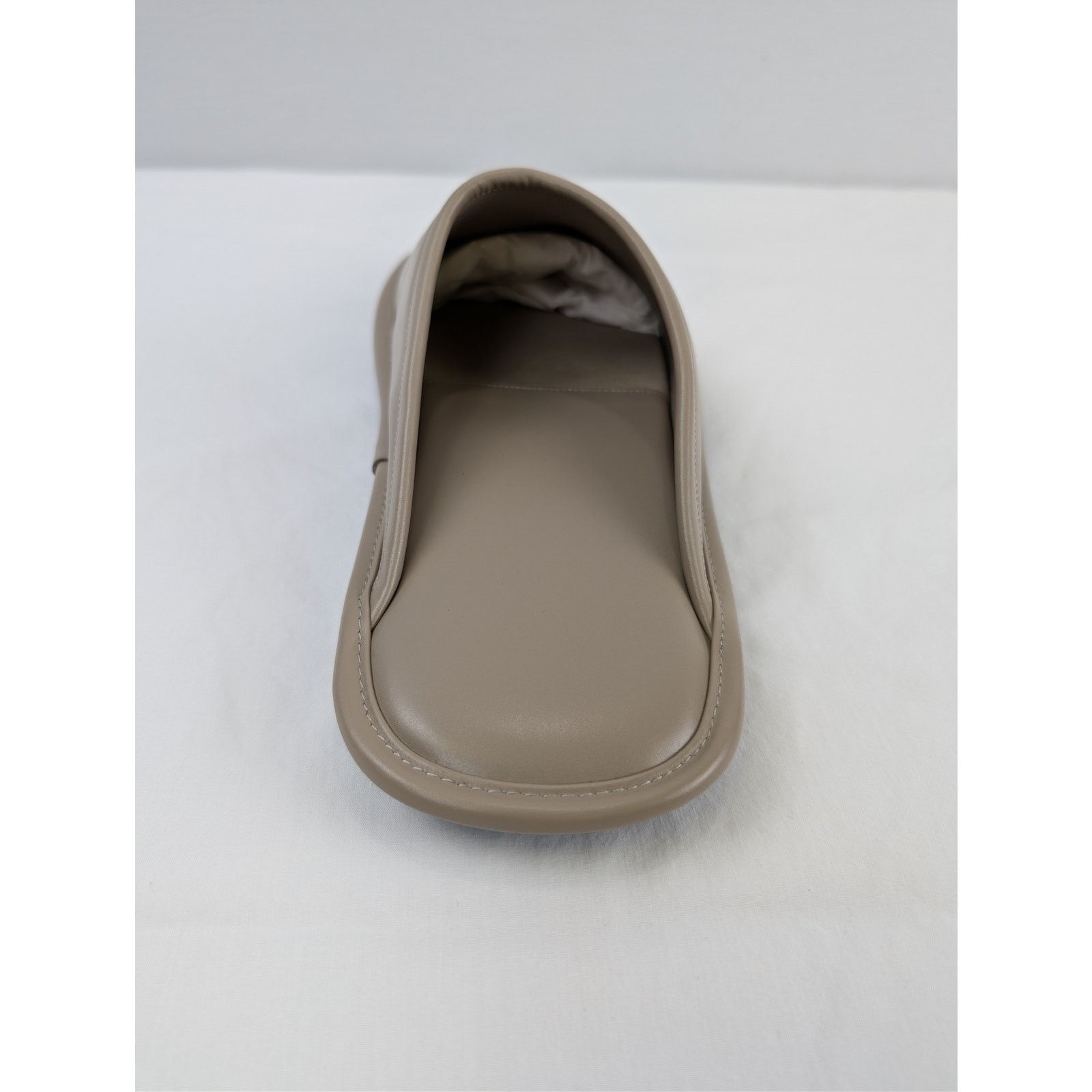 Balenciaga o1rshd1 Carrera Lux Calfskin Home Flat Slipper Taupe/Black Size US 10 / EU 43 - 12 Thumbnail