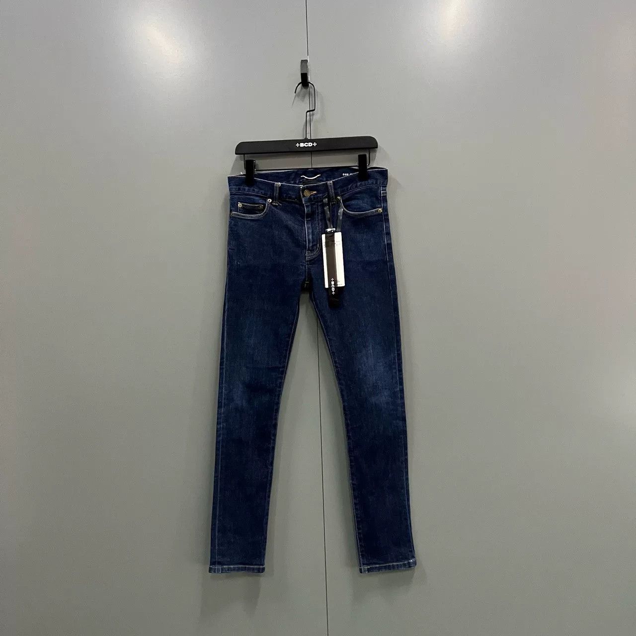 Saint Laurent Paris Saint Laurent Dark Blue Denim Pants Size 30 Size US 30 / EU 46 - 1 Thumbnail