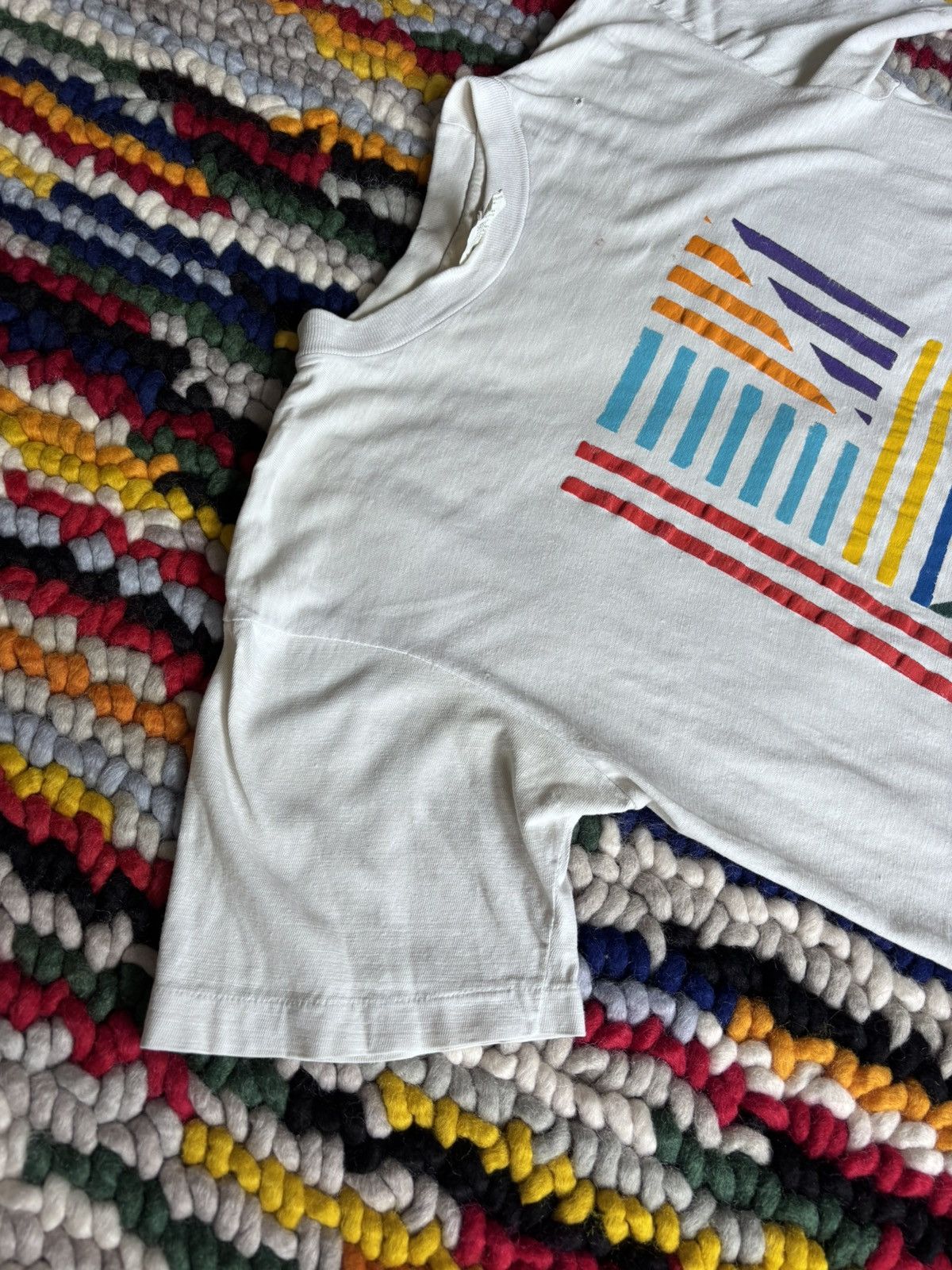 Vintage Vintage Amenity Art Tee Shirt 1980s Size US M / EU 48-50 / 2 - 2 Thumbnail