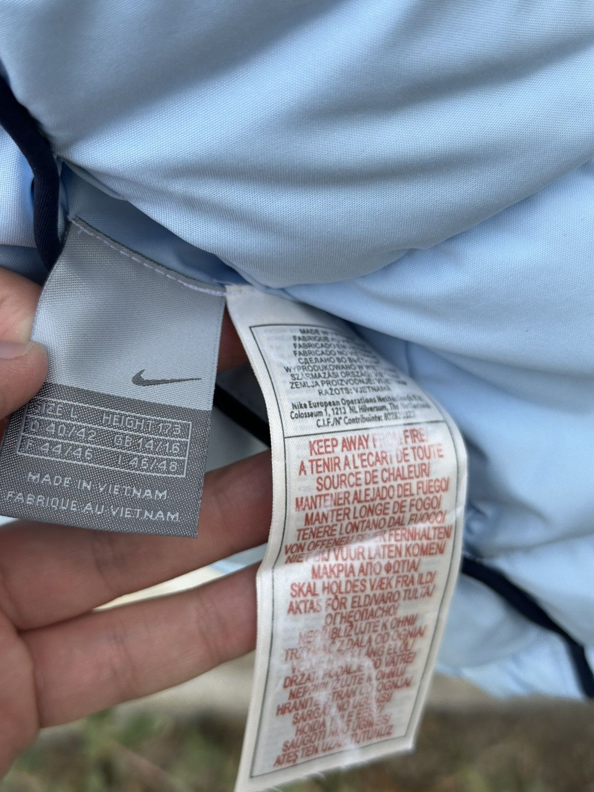 Nike Vintage 00’s Nike Reversible Puffer Vest Women’s Jacket L Size L / US 10 / IT 46 - 5 Thumbnail