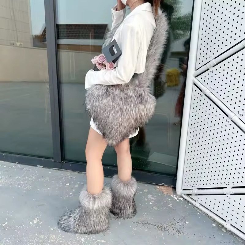 Designer Y2k Fluffy Fur Snow Warm Winter Trendy Boots Size US 7 / IT 37 - 3 Thumbnail