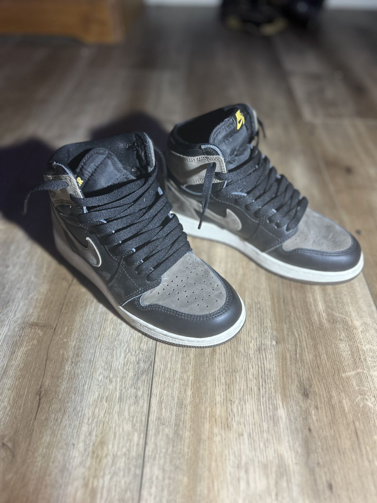 Nike Air Jordan 1 retro “Palominos” High Og Size US 6 / EU 39 - 1 Thumbnail