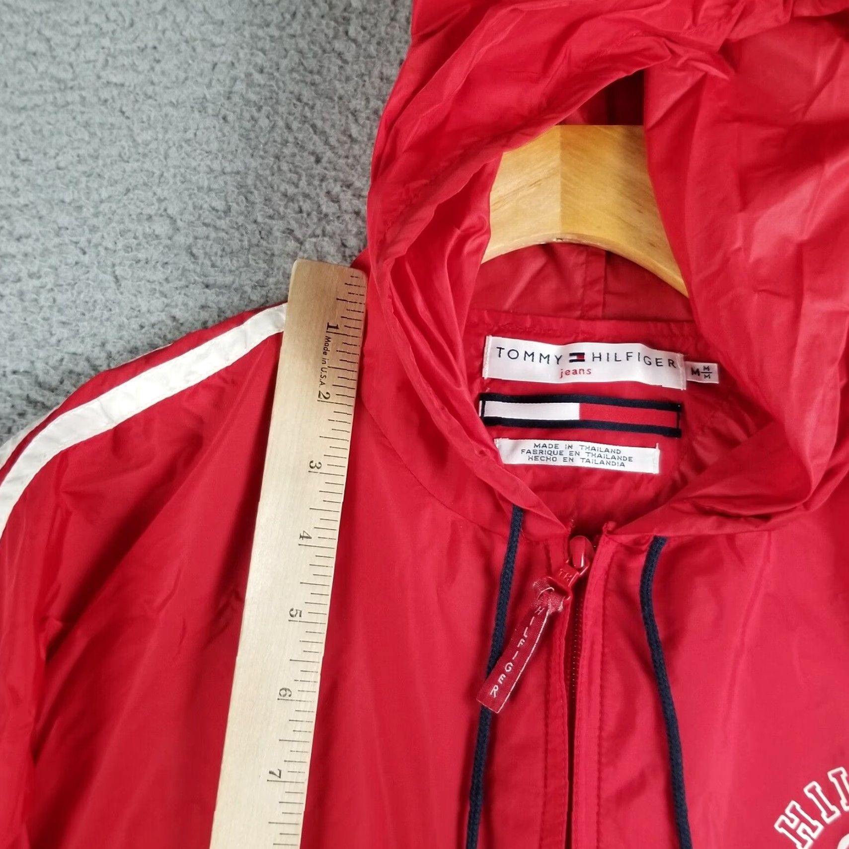 Tommy Hilfiger Tommy Hilfiger Jacket Windbreaker Convertible Women M Anorak Zip Closure Logo Breathable polyester microfiber solid red Size M / US 6-8 / IT 42-44 - 3 Thumbnail