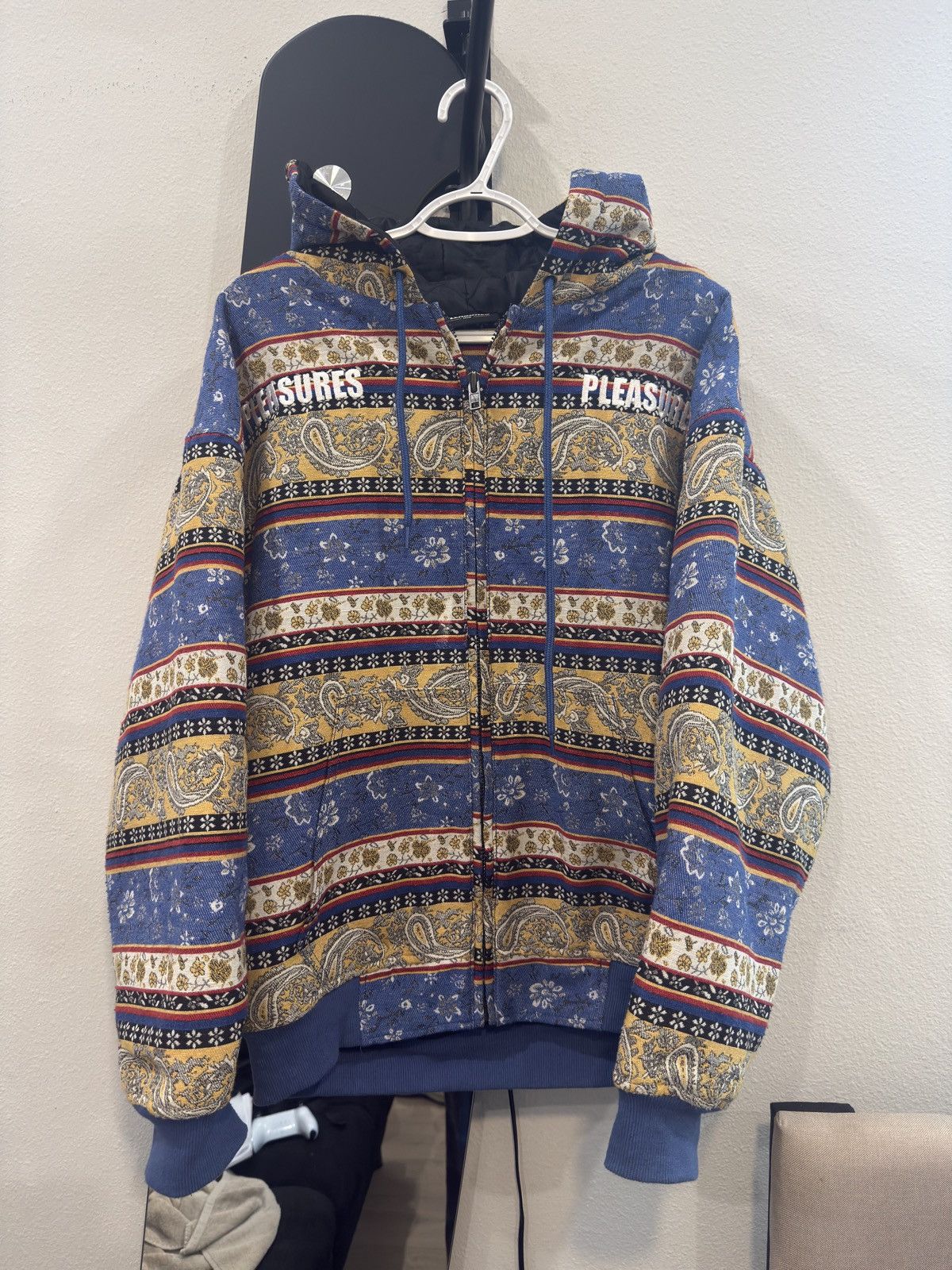 Pleasures Pleasures Paisley Heavy Hoody Size US L / EU 52-54 / 3 - 1 Thumbnail