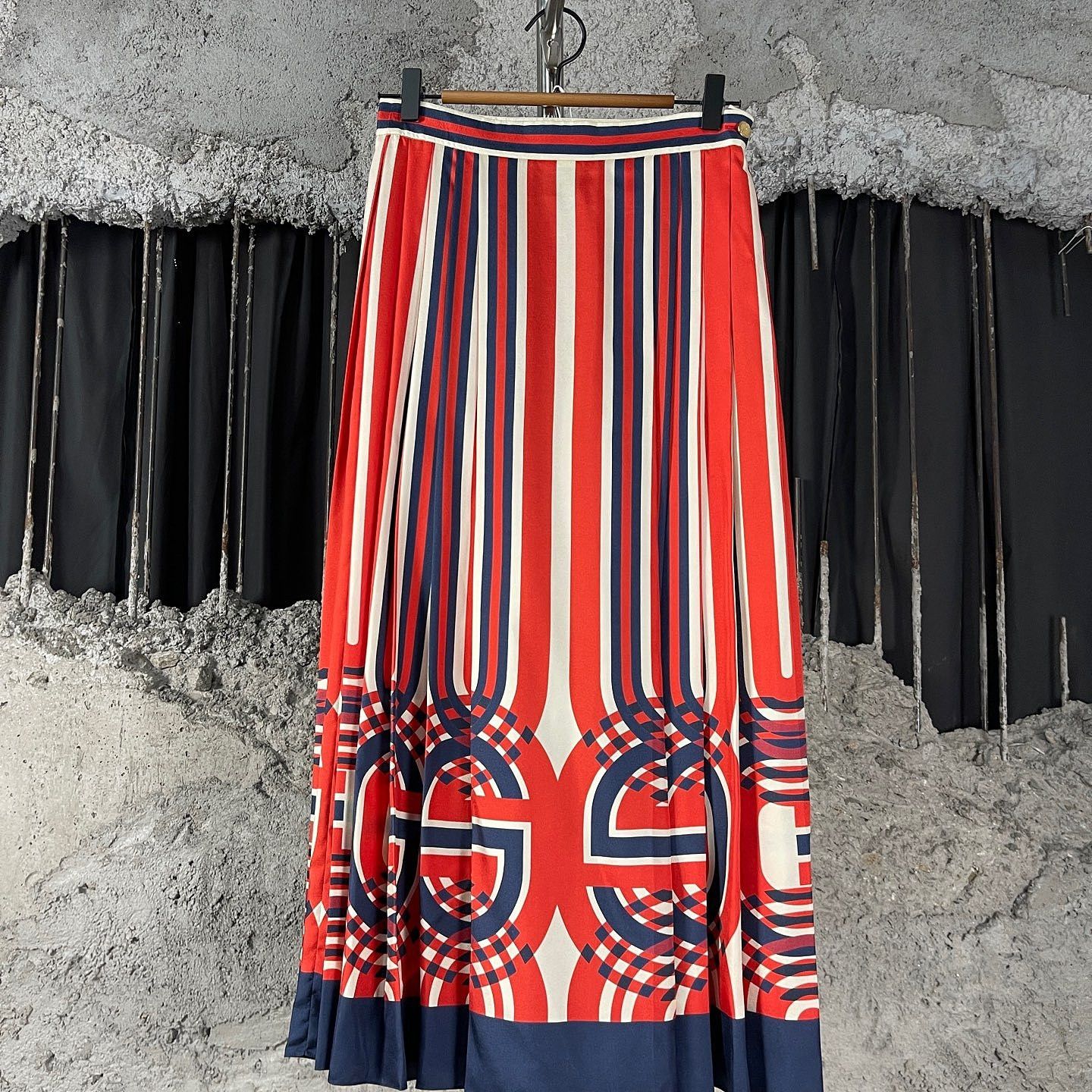 Gucci Gucci Silk Logo Stripe Midi Skirt Size 38 Size 26" / US 2 / IT 38 - 1 Thumbnail