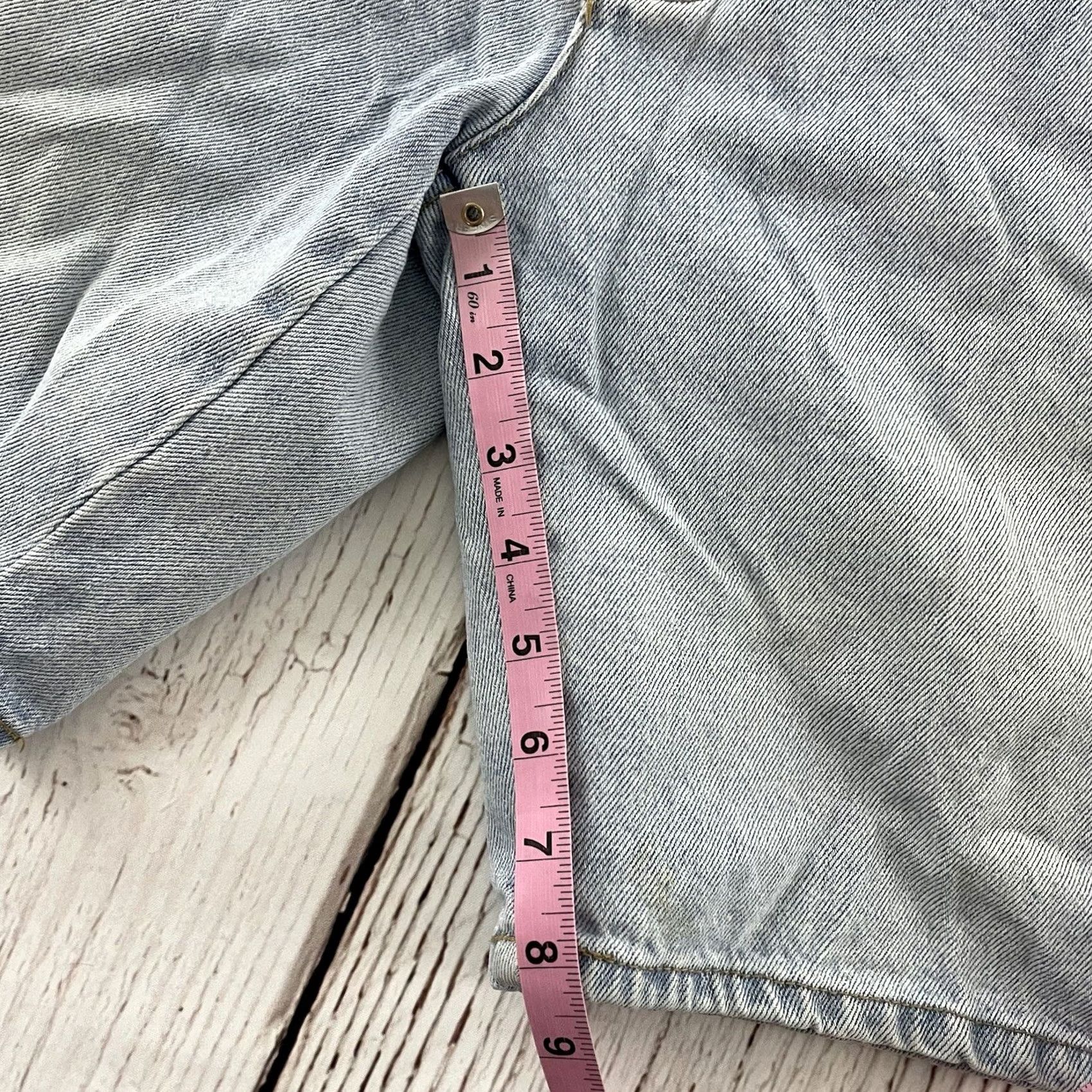 Bugle Boy Vintage Bugle Boy Mom Denim Shorts 8 Size Light Wash Blue Womens Size 30" / US 8 / IT 44 - 5 Thumbnail